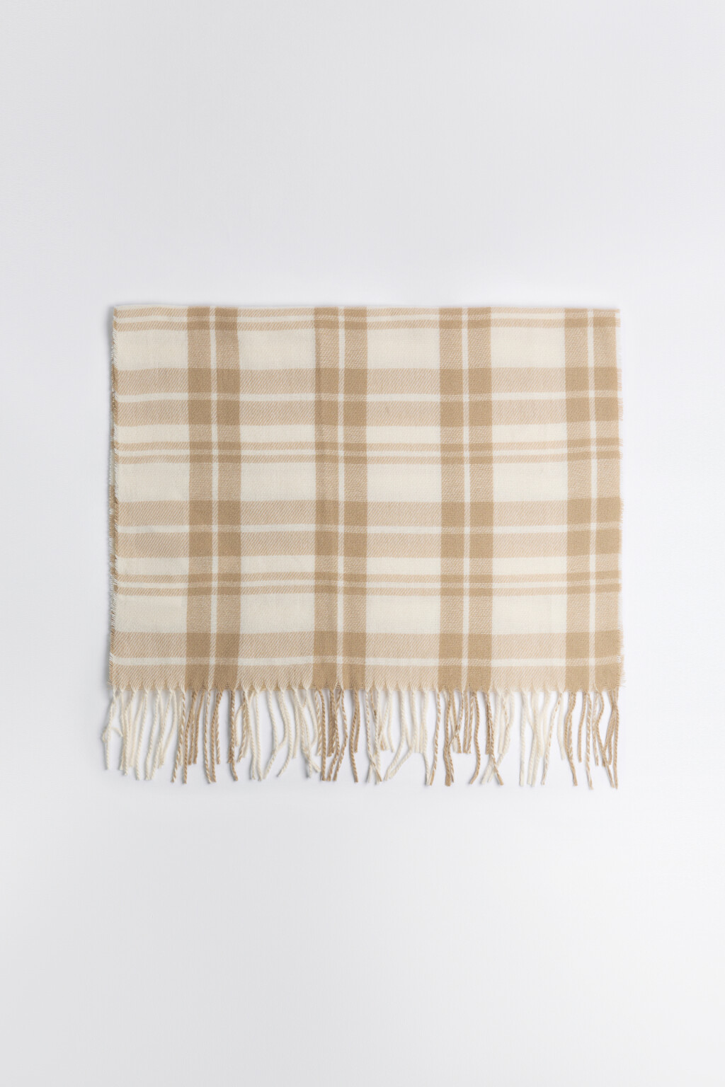 Шарф тонкий клетчатый с бахромой - цвет бежевый - 1