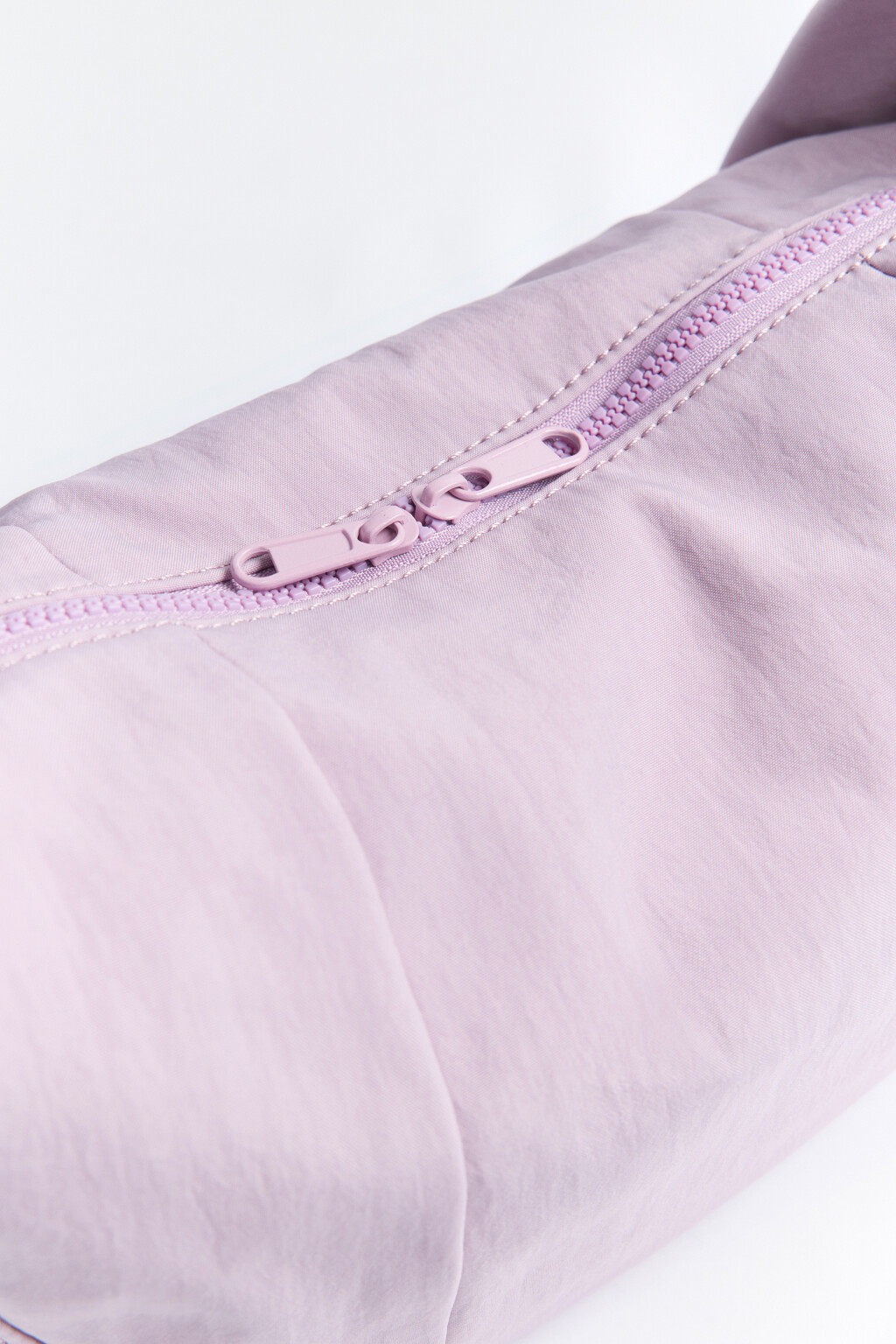 Сумка-бананка текстильная с ремнем через плечо - цвет сиреневый - 4