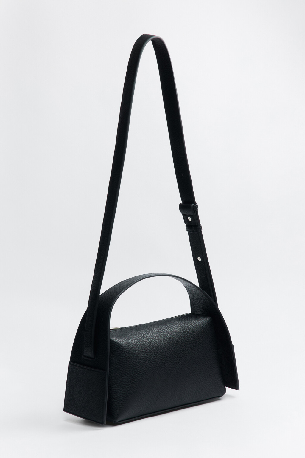 Сумка-багет с широким ремнем на плечо - цвет черный - 2