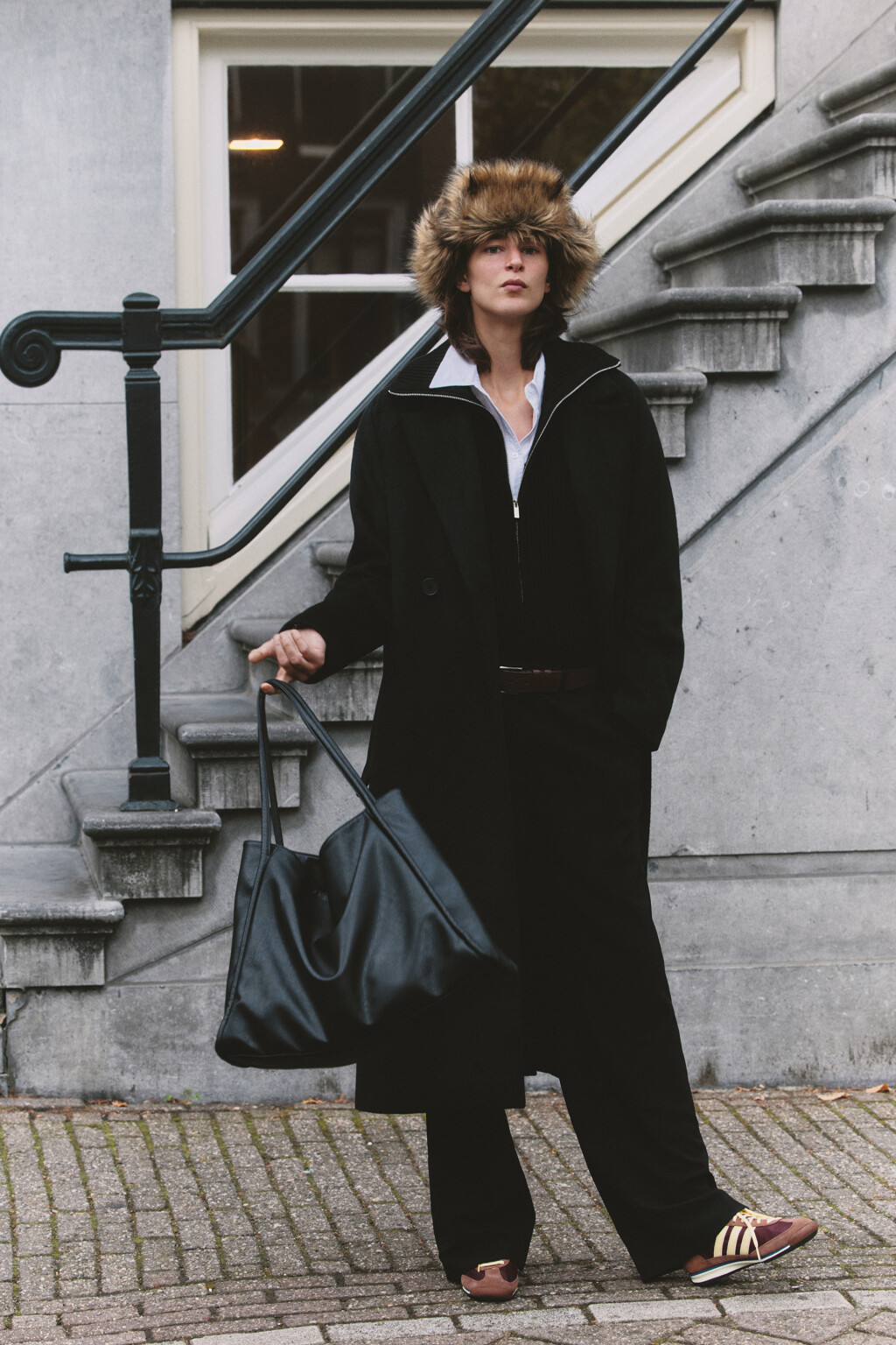 Сумка-шоппер из искусственной кожи - цвет черный - 3