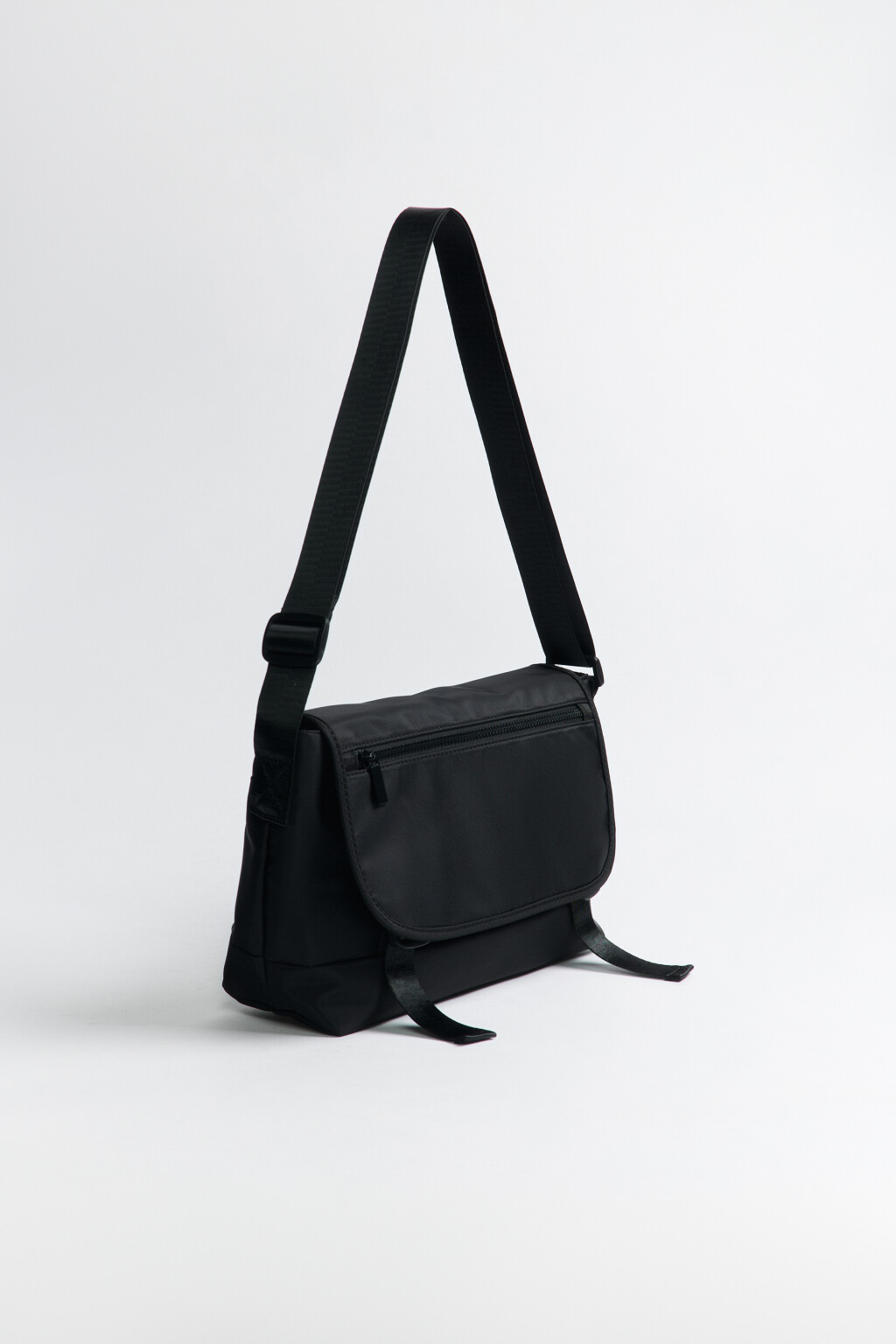 Сумка-планшет текстильная с ремнем через плечо - цвет черный - 2