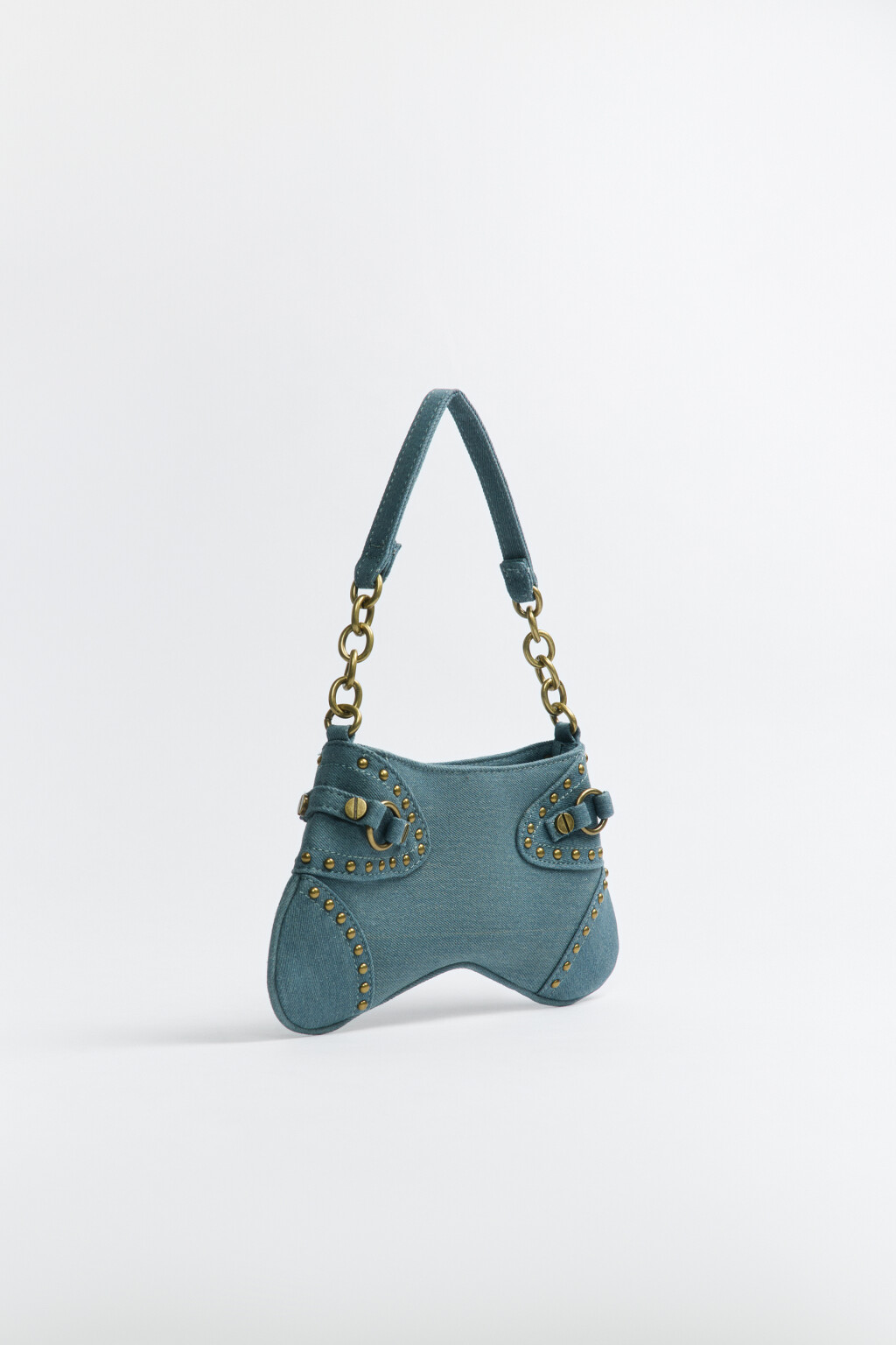 Cумка на плечо джинсовая с заклепками - цвет голубой - 2