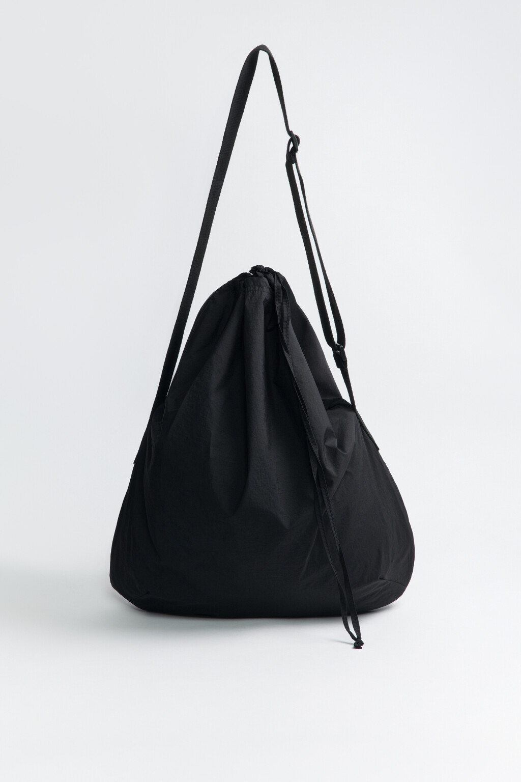 Сумка-мешок текстильная с ремешком - цвет черный - 1