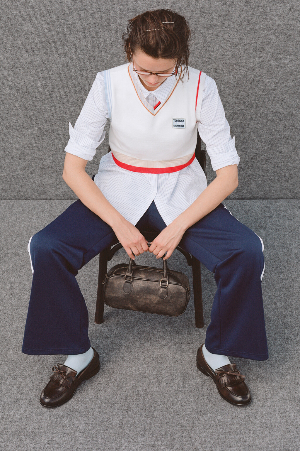 Сумка на короткой ручке с ремнем через плечо - цвет коричневый - 6