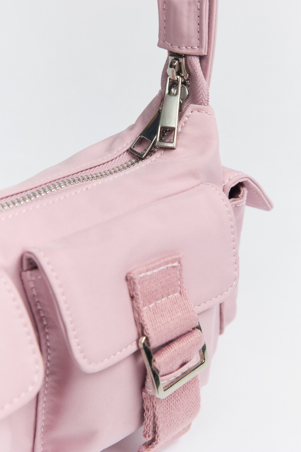 Сумка-багет текстильная с наружными карманами - цвет розовый - 4