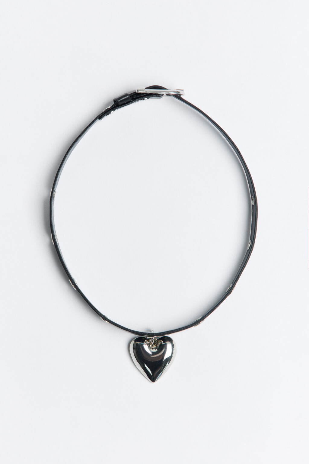 Колье-чокер с люверсами и подвеской-сердцем - цвет серый - 1
