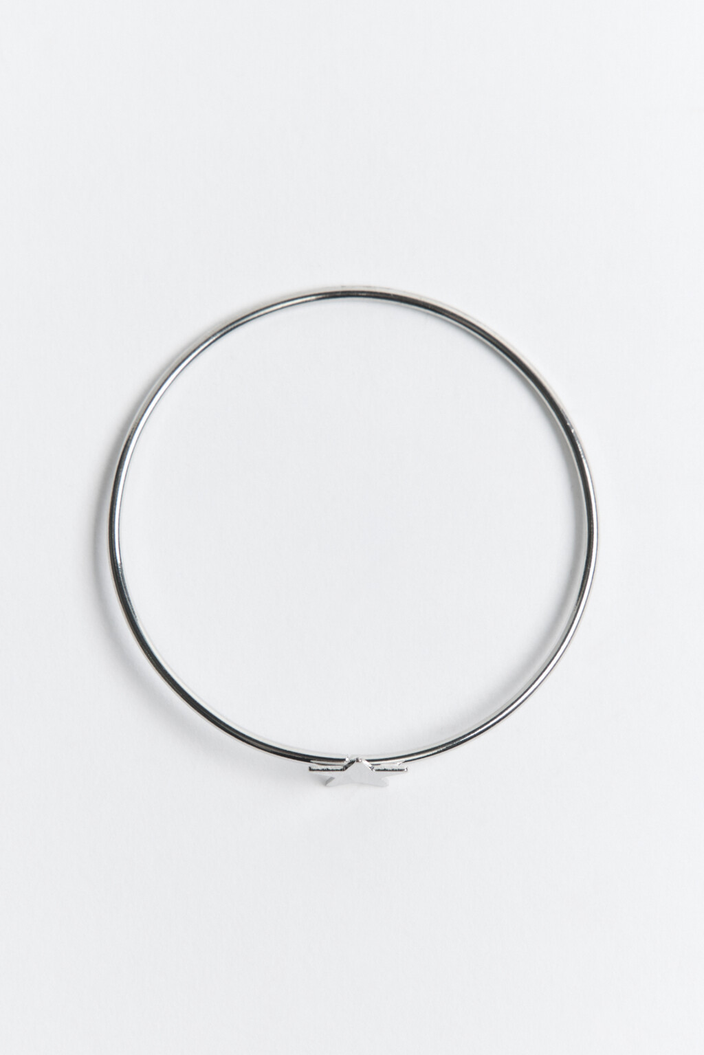 Браслет-кольцо серебристый со звездочкой - цвет серый - 2