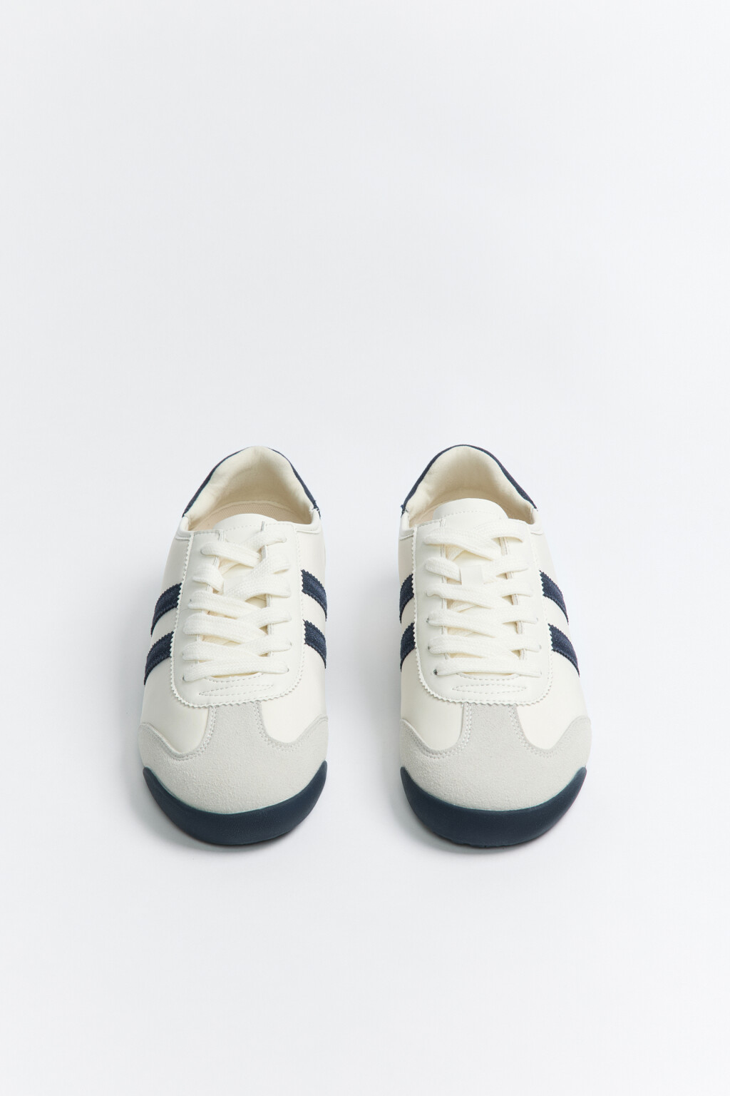 Кроссовки текстильные на плоской подошве - цвет бежевый - 2