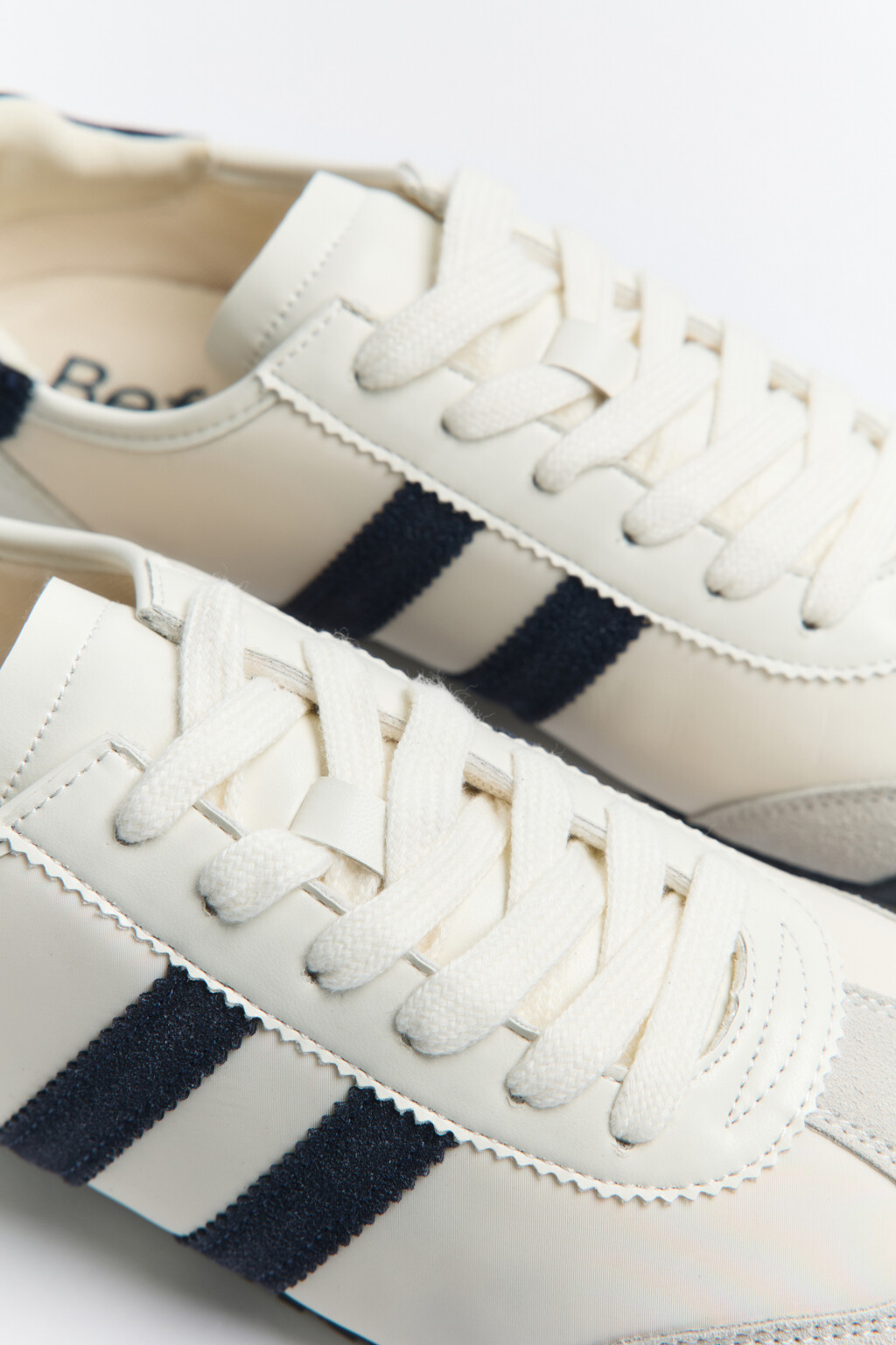 Кроссовки текстильные на плоской подошве - цвет бежевый - 4