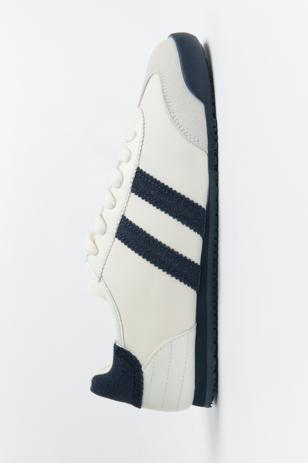 Кроссовки текстильные на плоской подошве - цвет бежевый - 6