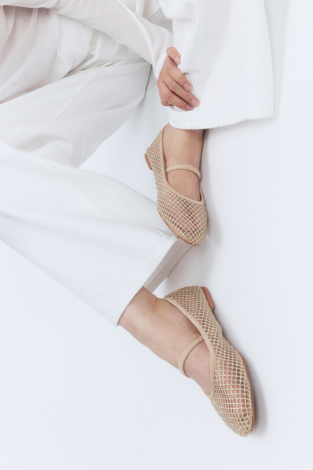 Балетки сетчатые со стразами и резинкой - цвет бежевый - 8