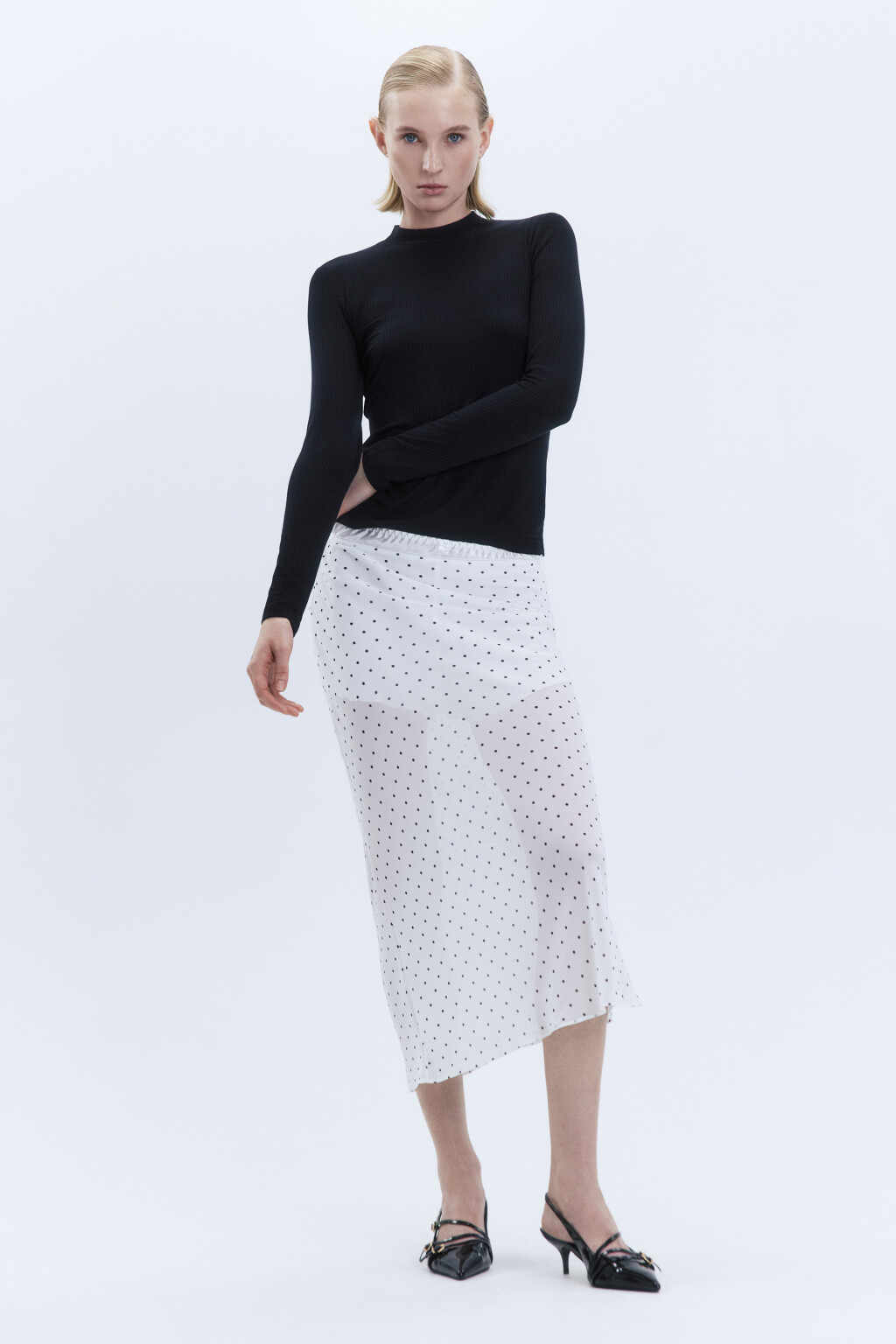 Туфли-слингбэки лакированные с ремешками - цвет черный - 7