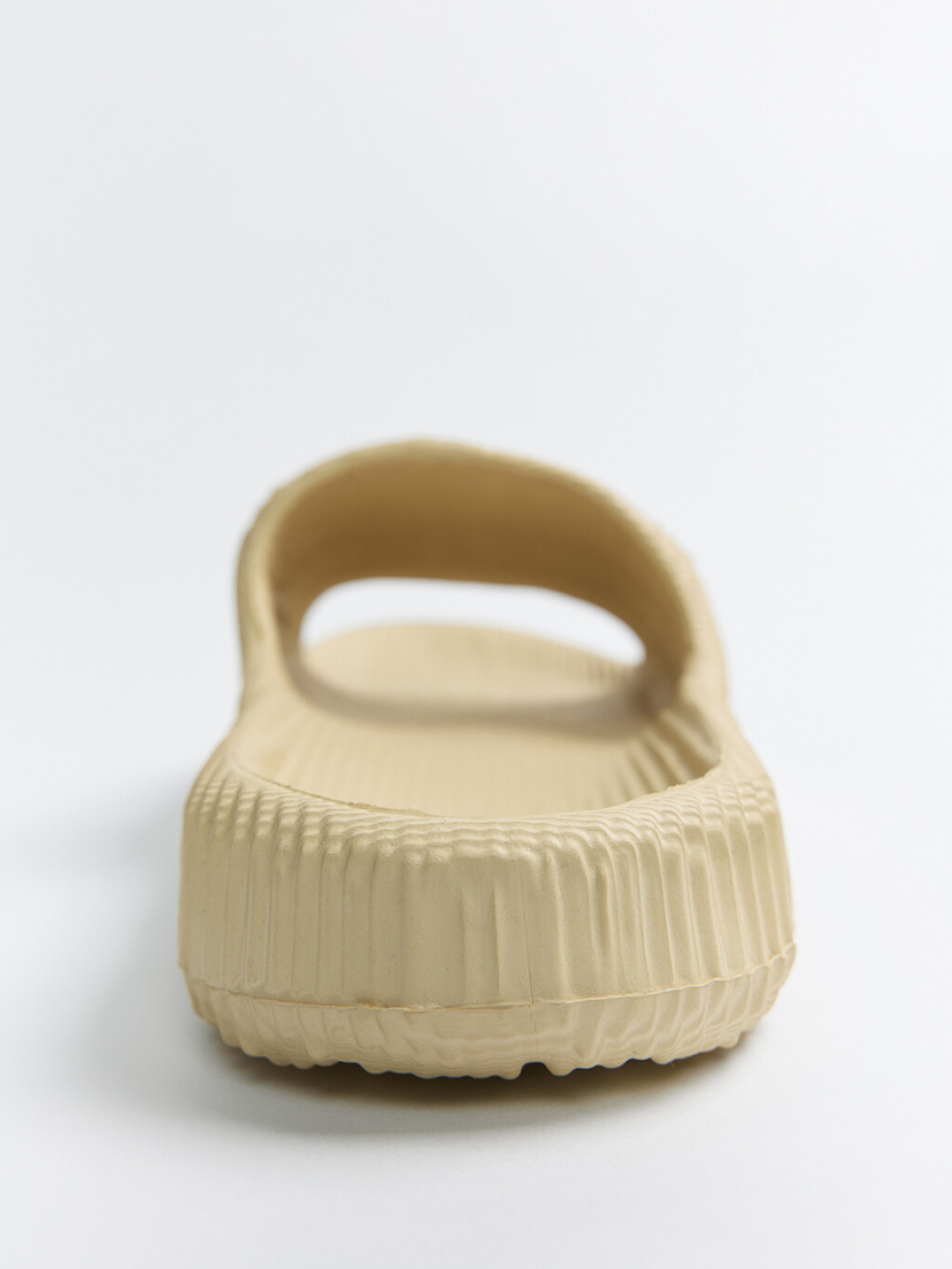 Сабо унисекс с объемным дизайном - цвет бежевый - 5