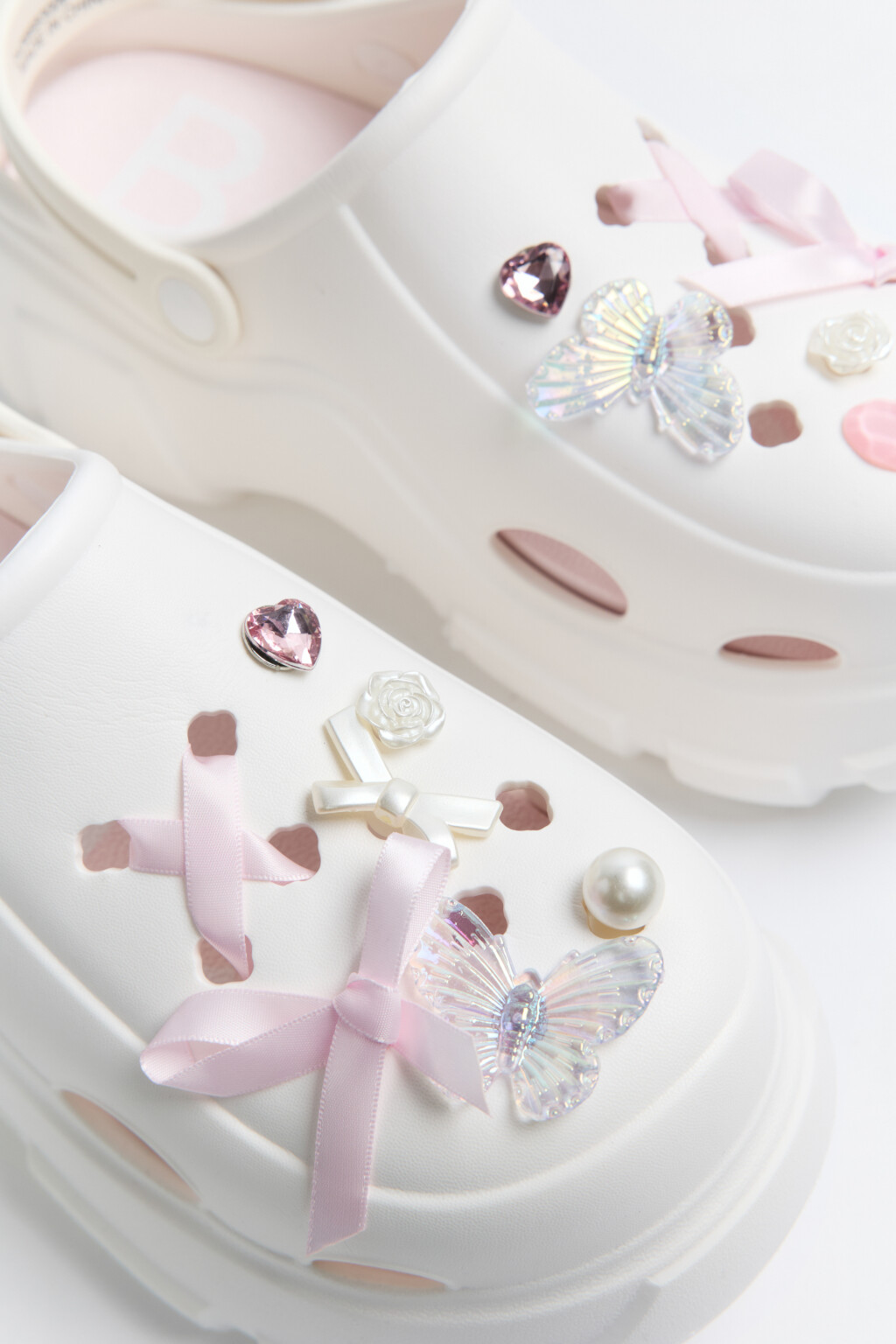 Сабо на платформе с ремешком и бантиками - цвет бежевый - 5