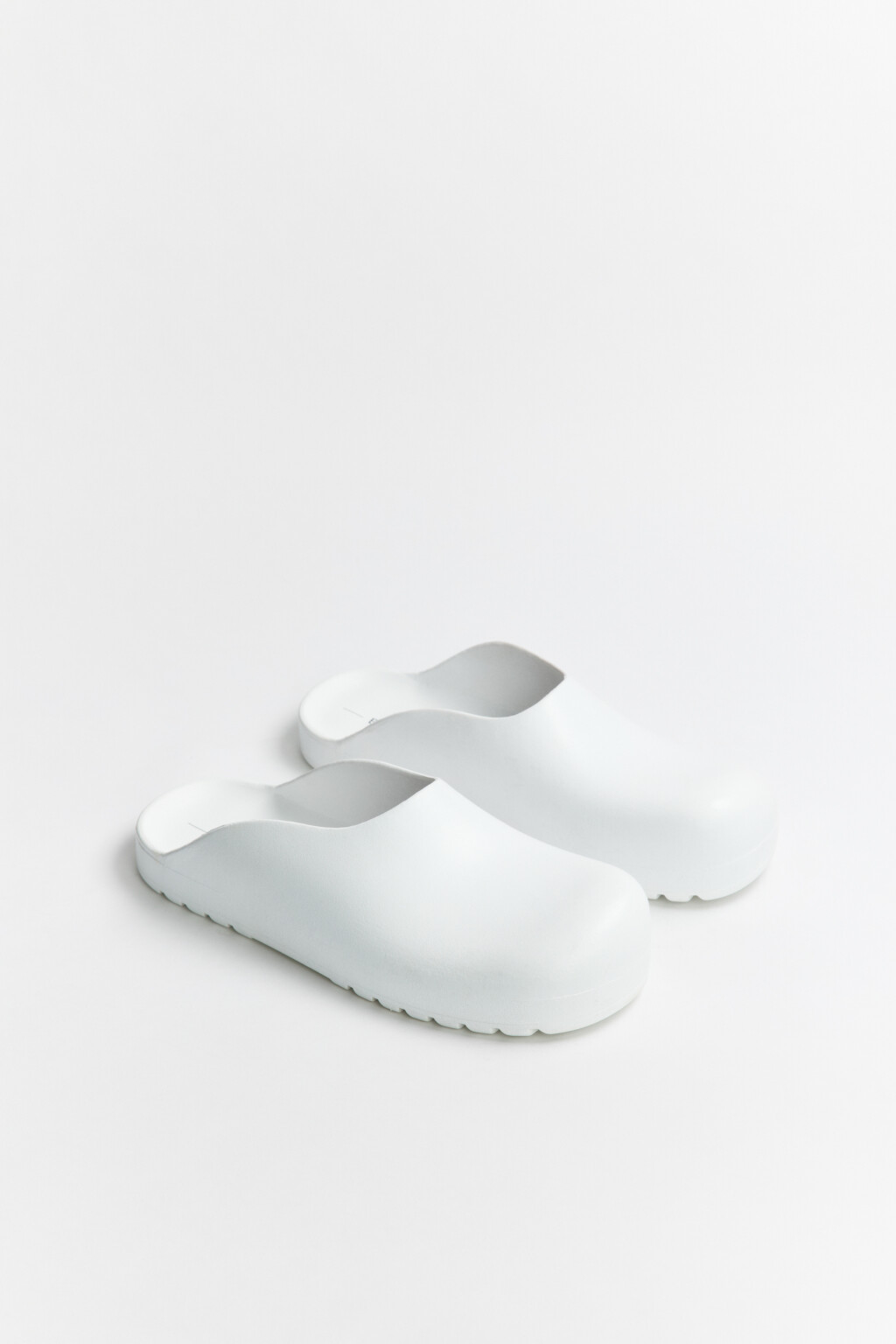 Сабо унисекс закрытые - цвет белый - 3