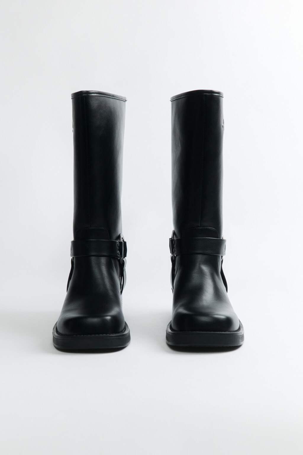 Сапоги с пряжками в байкерском стиле - цвет черный - 5