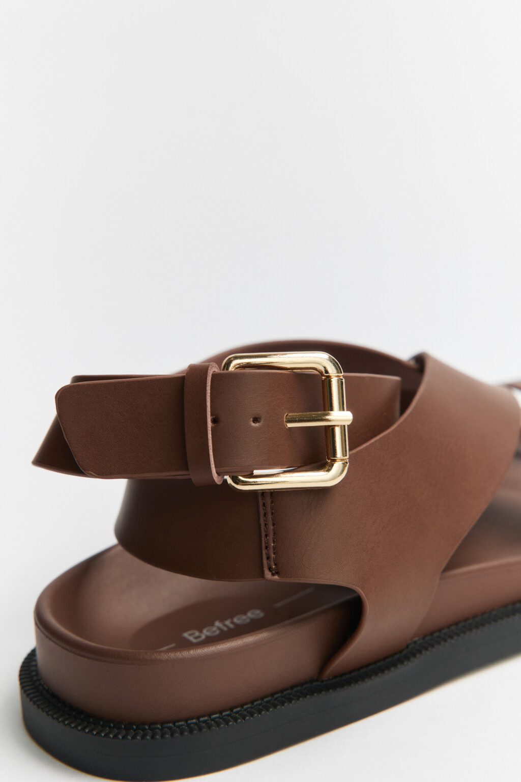 Босоножки с ремешками на гибкой подошве - цвет коричневый - 5