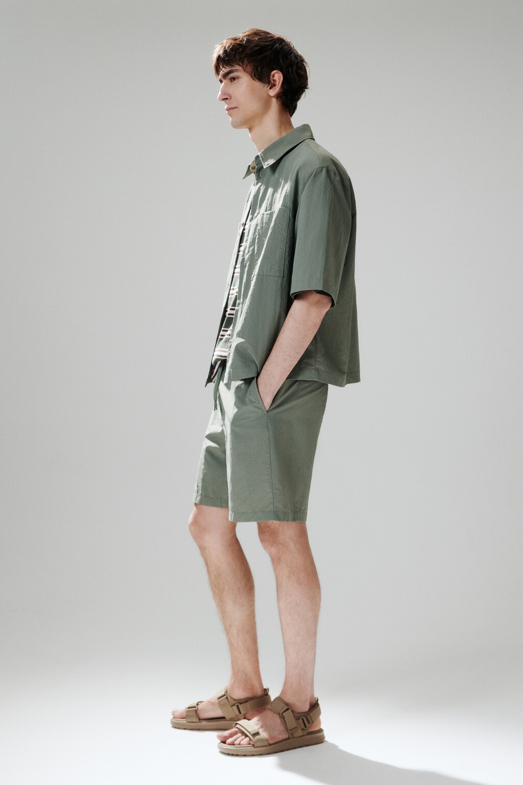 Сандалии текстильные с широкими ремешками - цвет коричневый - 2