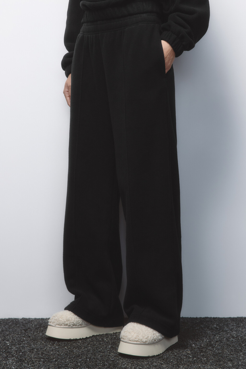 Брюки широкие теплые из флиса - цвет черный - 3