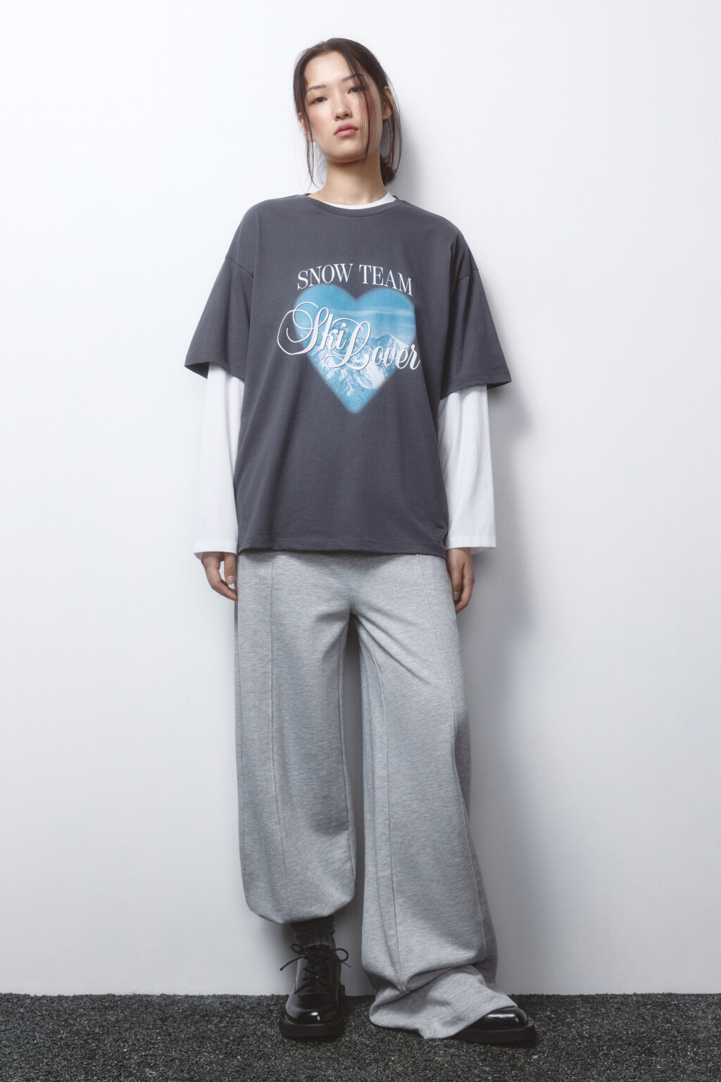 Футболка удлиненная хлопковая с принтом - цвет серый - 5