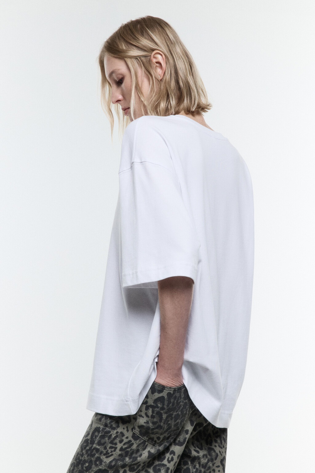 Футболка overszie из плотного хлопка - цвет белый - 4
