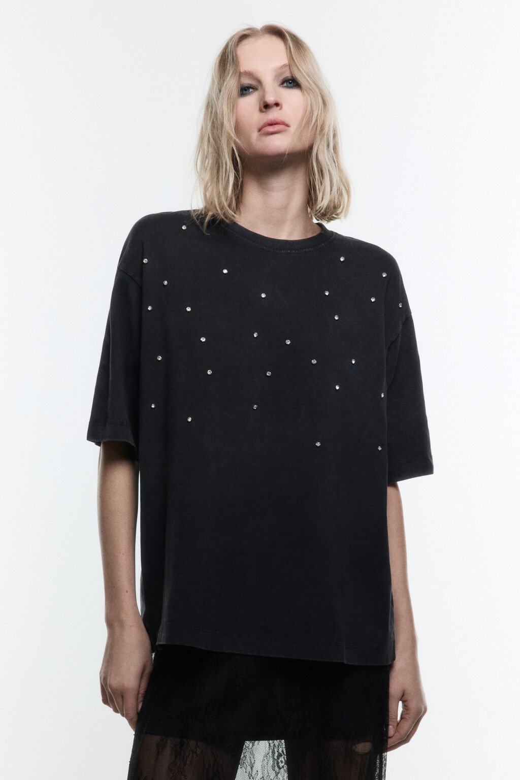 Футболка oversize хлопковая со стразами - цвет серый - 3