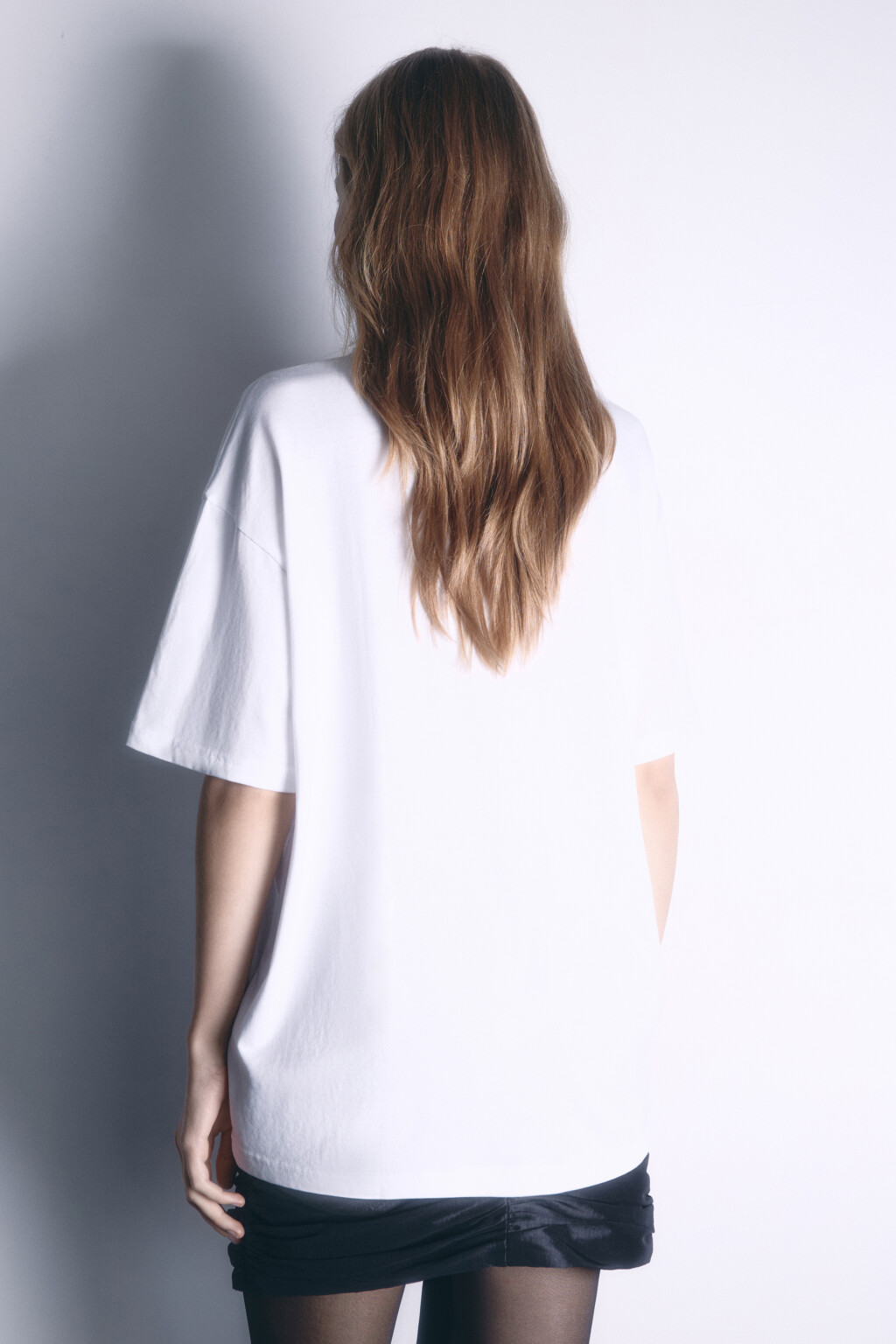 Футболка хлопковая с принтом-надписью - цвет белый - 4