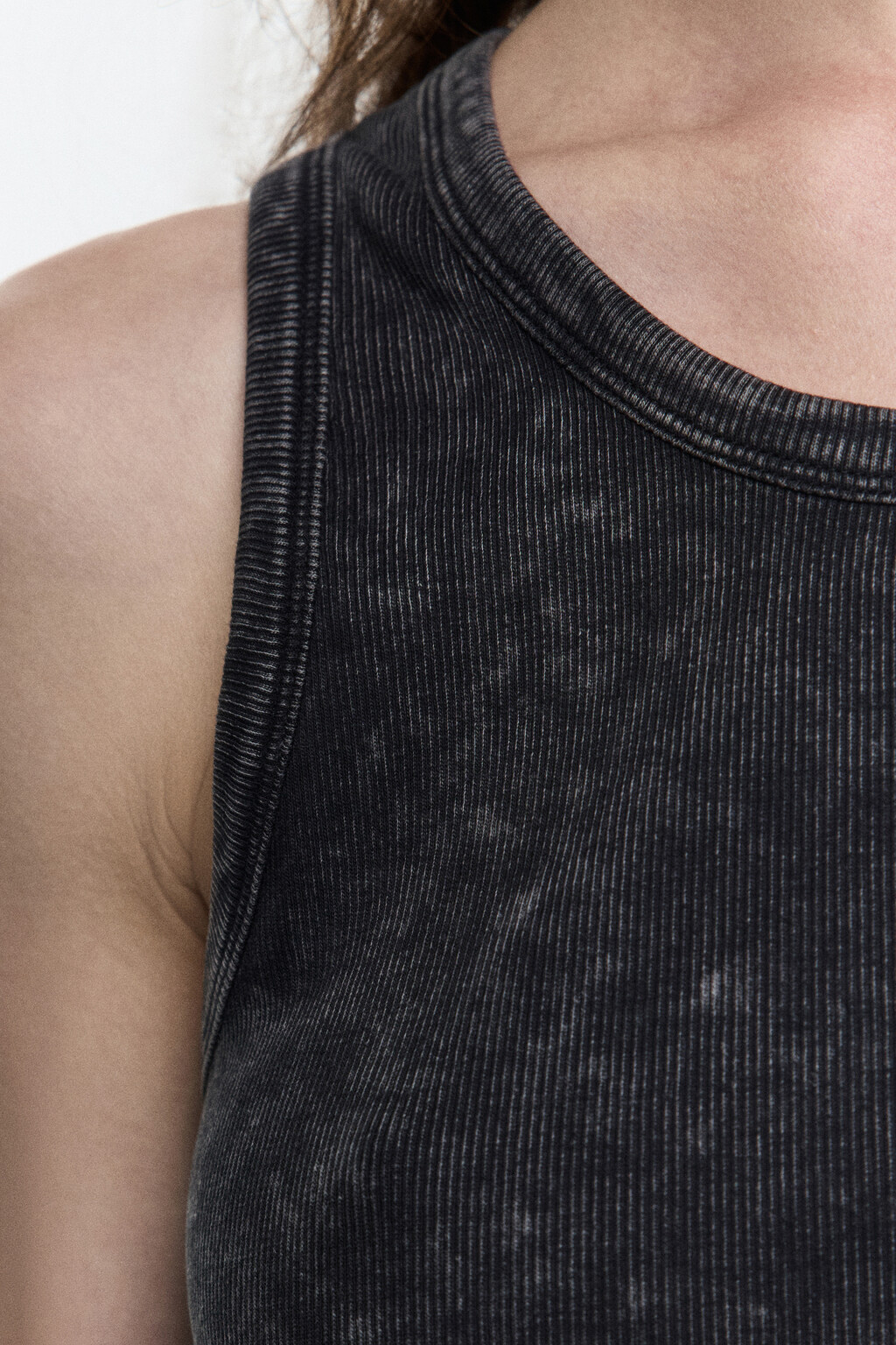 Майка в рубчик с вареным эффектом - цвет серый - 7