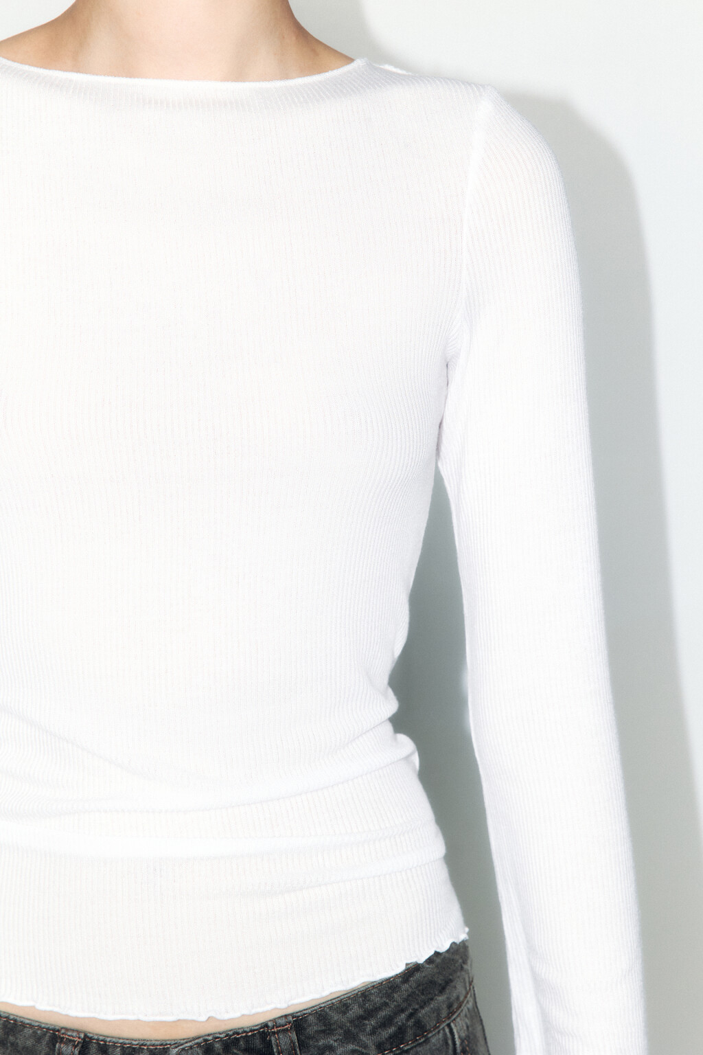Лонгслив облегающий с расклешенными рукавами - цвет белый - 6