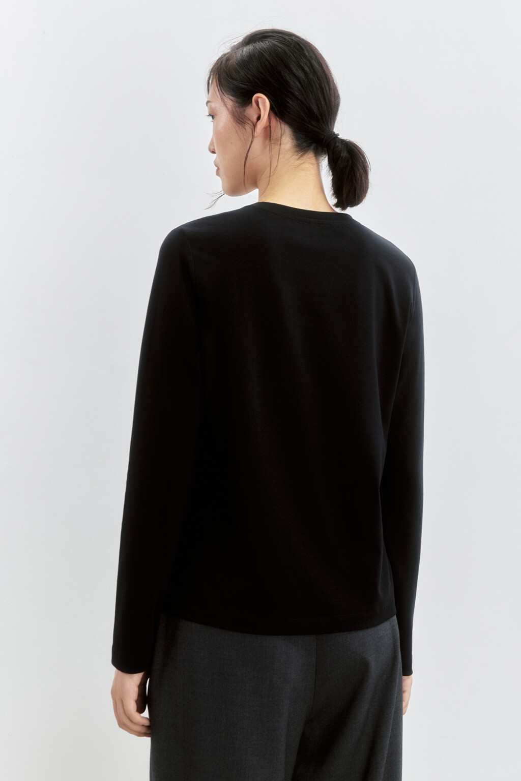 Лонгслив свободный из хлопкового трикотажа - цвет черный - 4