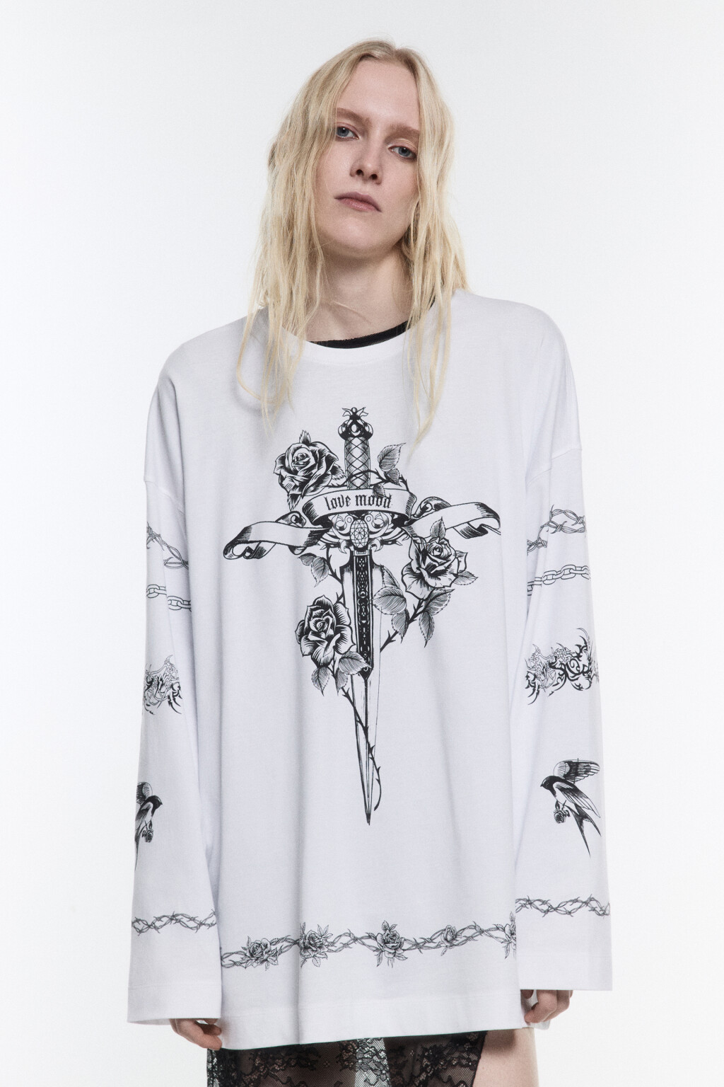 Лонгслив oversize хлопковый с тату-принтом - цвет белый - 2