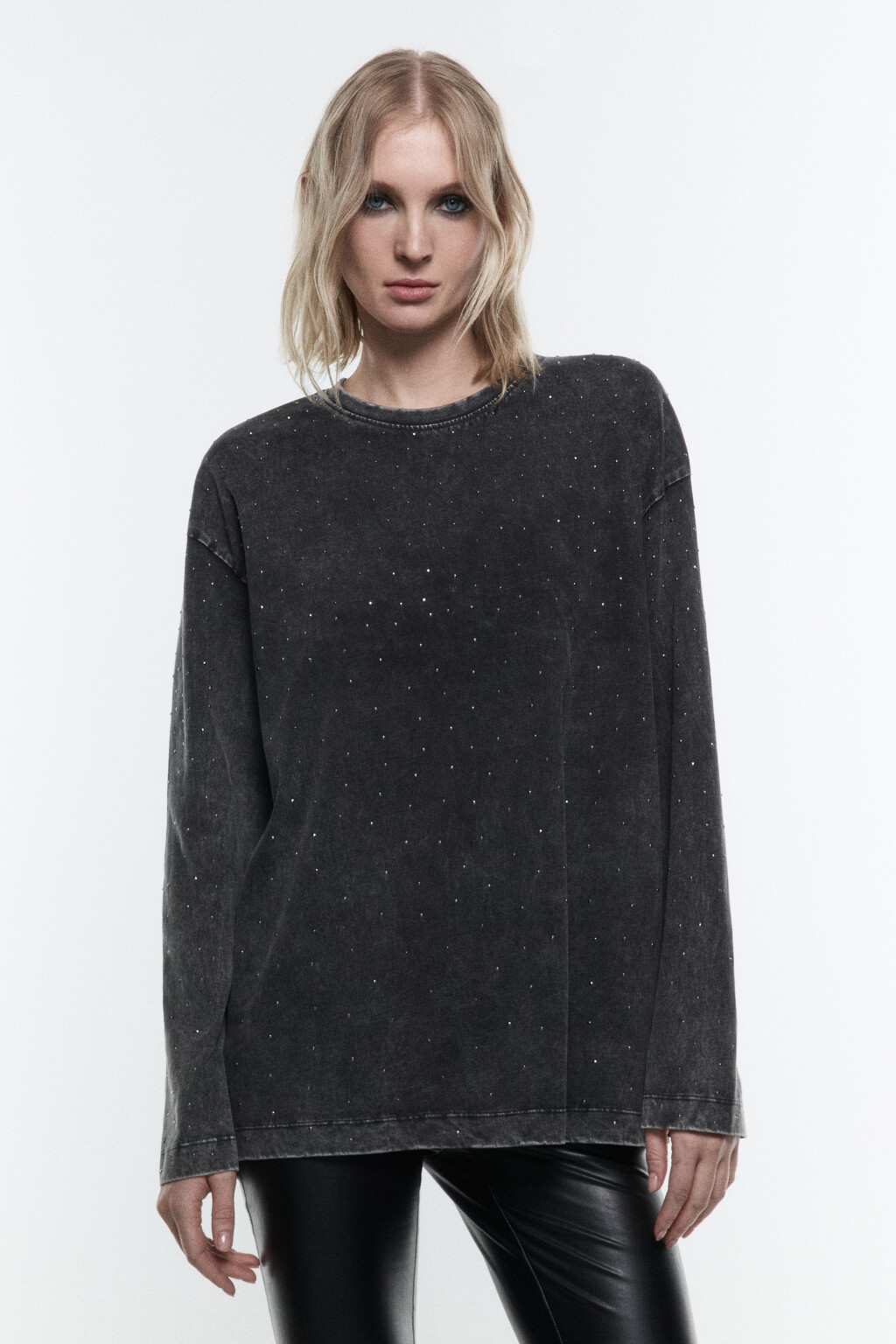 Лонгслив хлопковый с декором из страз - цвет серый - 2