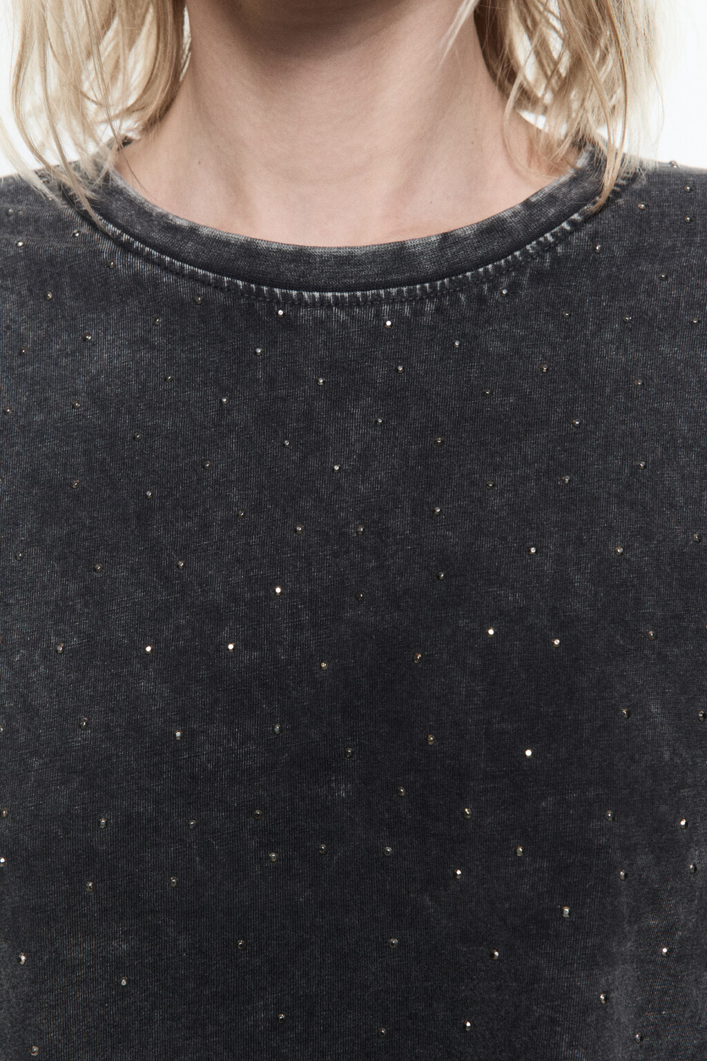 Лонгслив хлопковый с декором из страз - цвет серый - 6