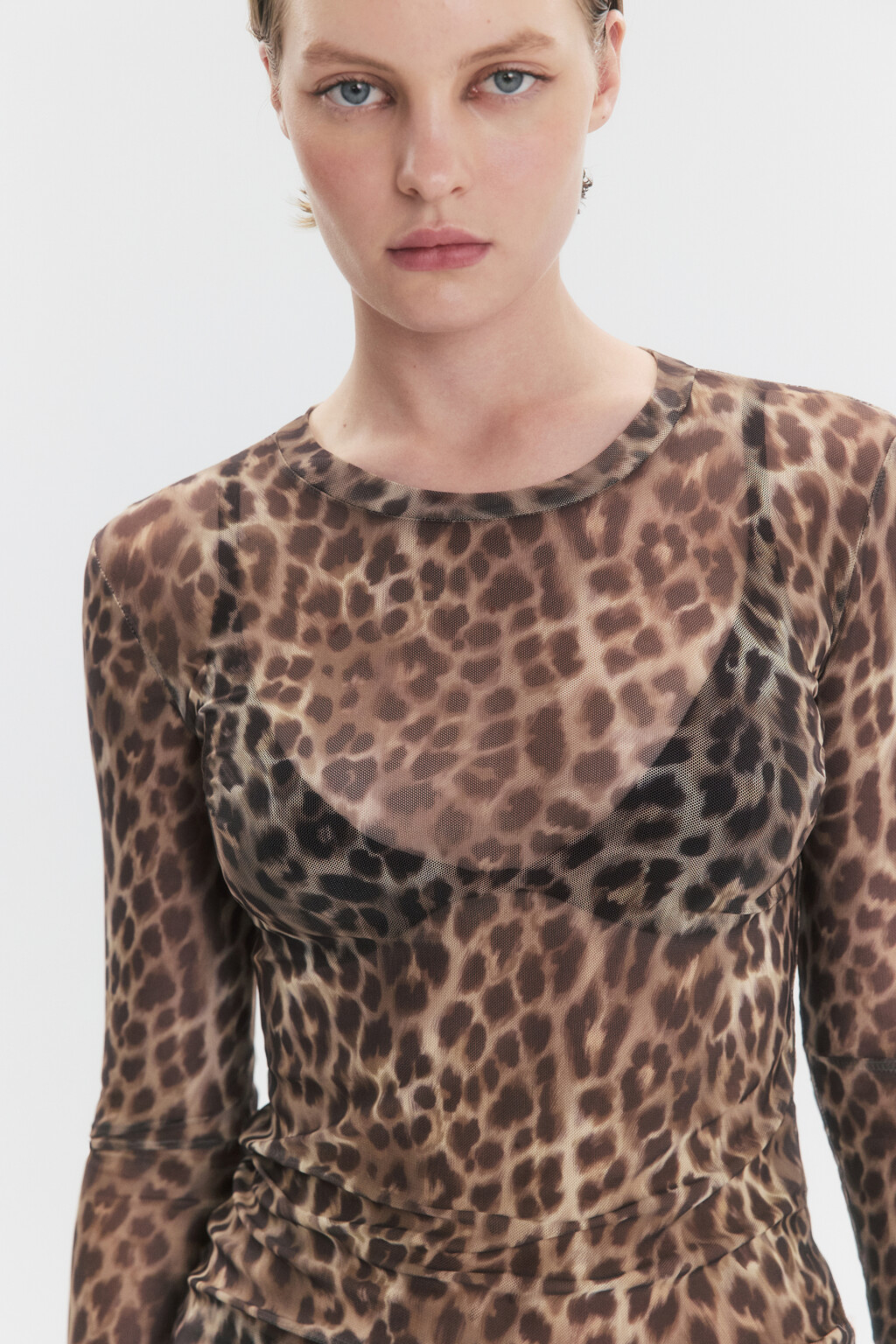 Лонгслив приталенный из полупрозрачной сетки - цвет бежевый - 1