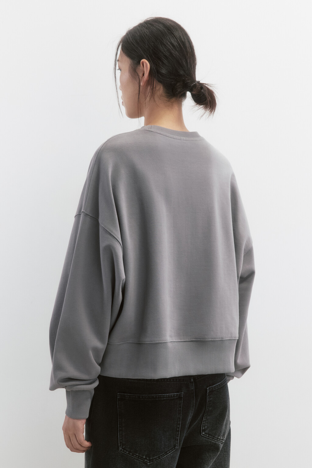 Свитшот oversize укороченный из футера - цвет серый - 4