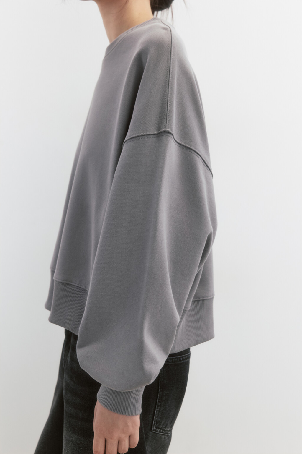 Свитшот oversize укороченный из футера - цвет серый - 6