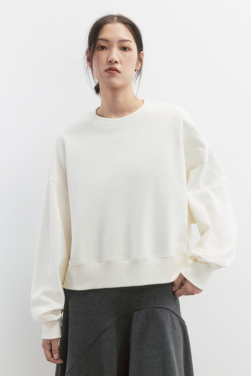 Свитшот oversize укороченный из футера - цвет молочный - 2