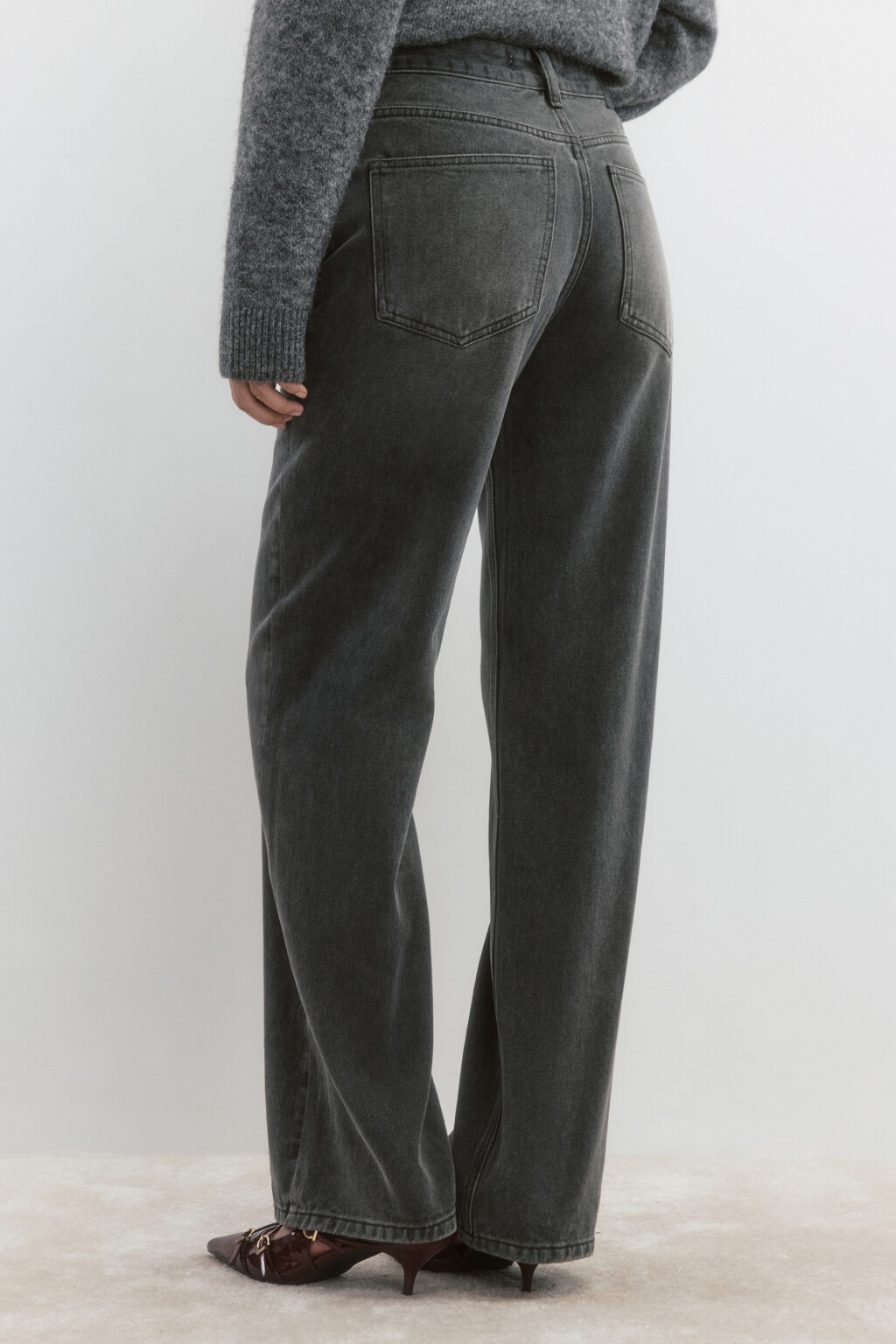 Джинсы прямые со средней посадкой - цвет серый - 4
