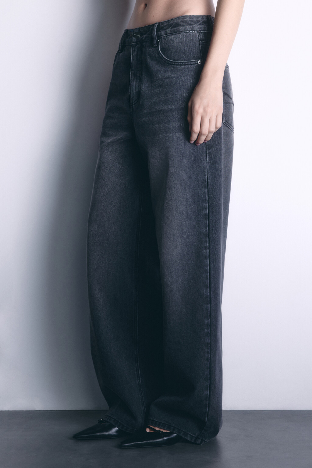 Джинсы baggy fit с эффектом масляной стирки - цвет серый - 4