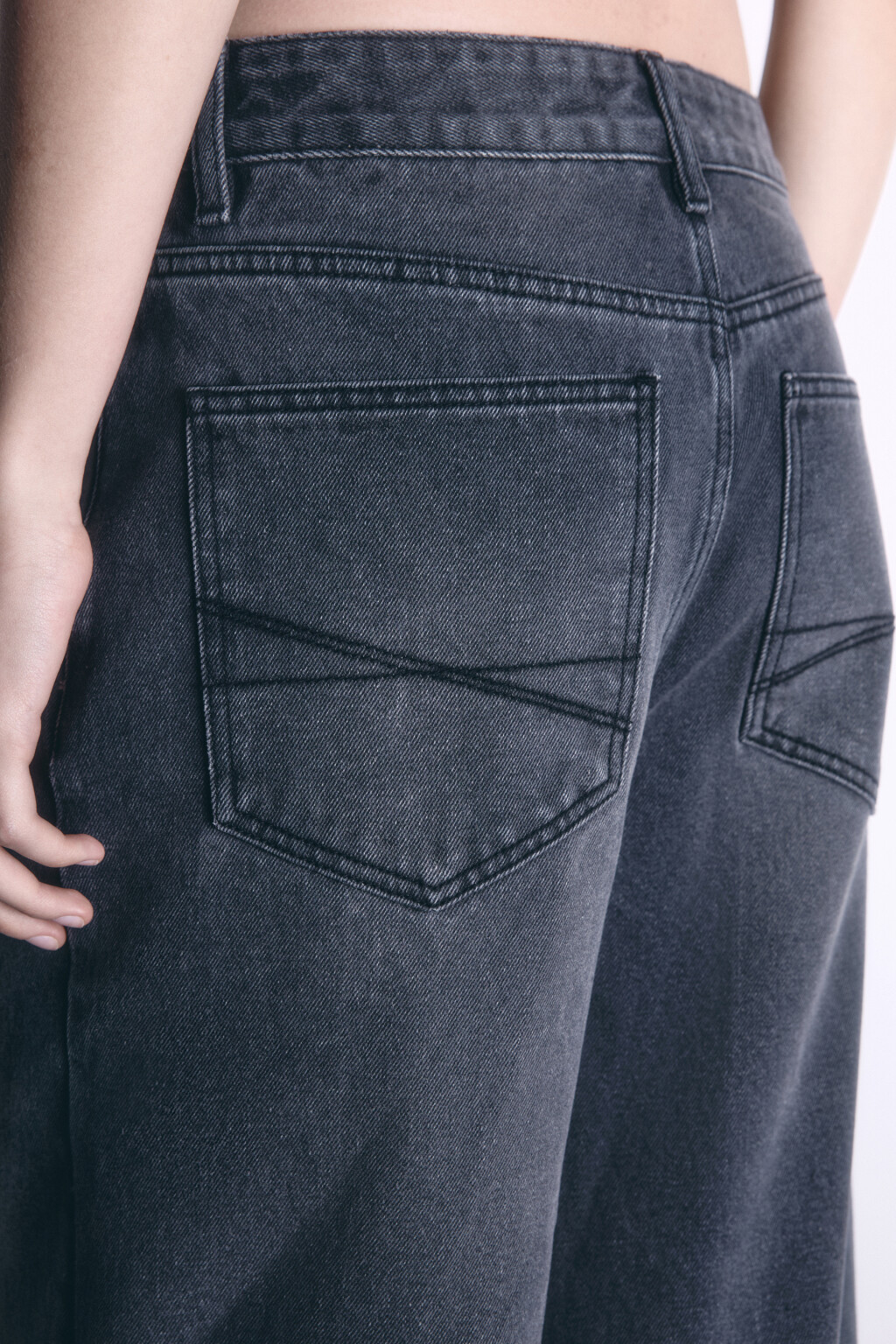 Джинсы baggy fit с эффектом масляной стирки - цвет серый - 7