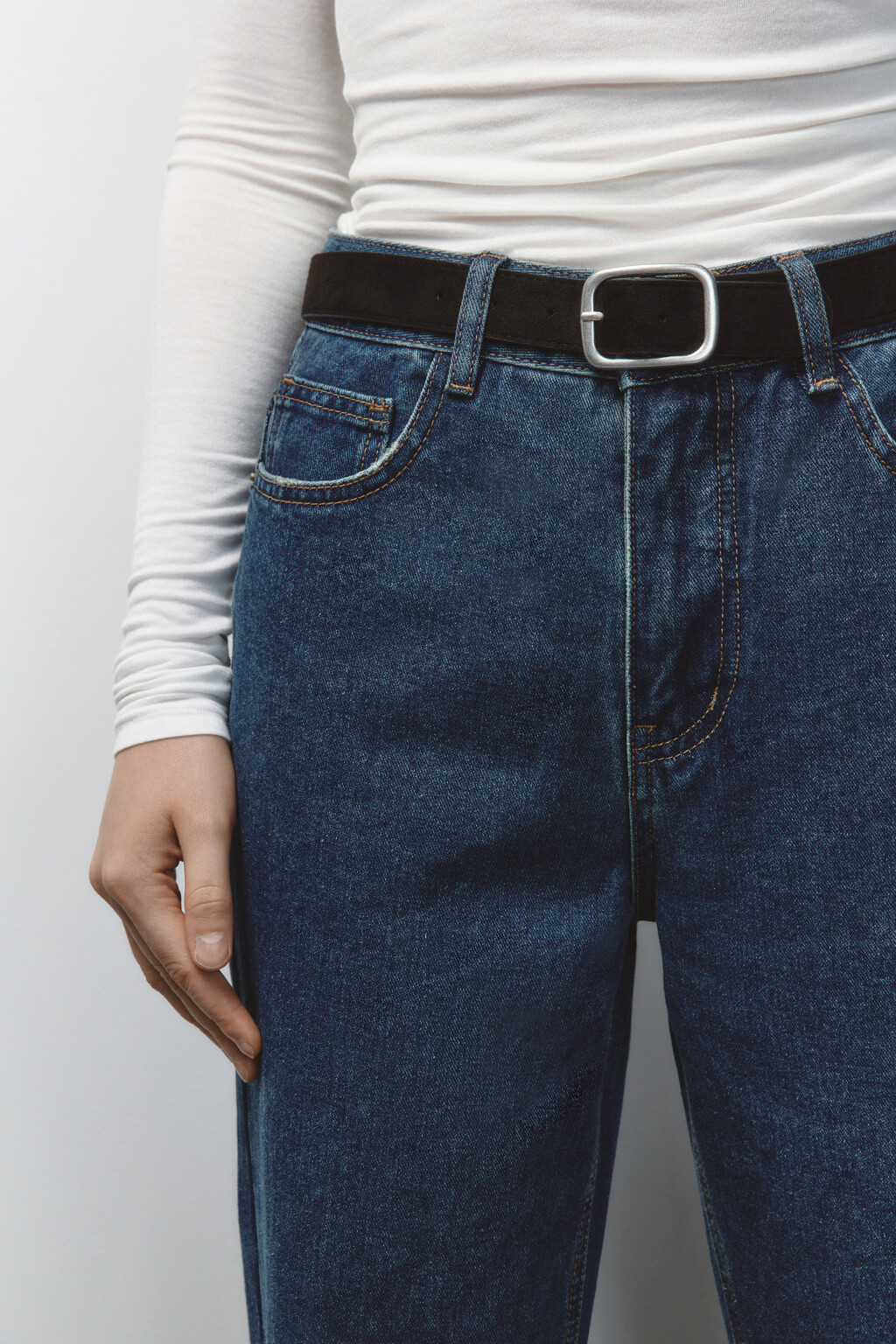 Джинсы mom с высокой посадкой и ремнем - цвет темный тинт - 6