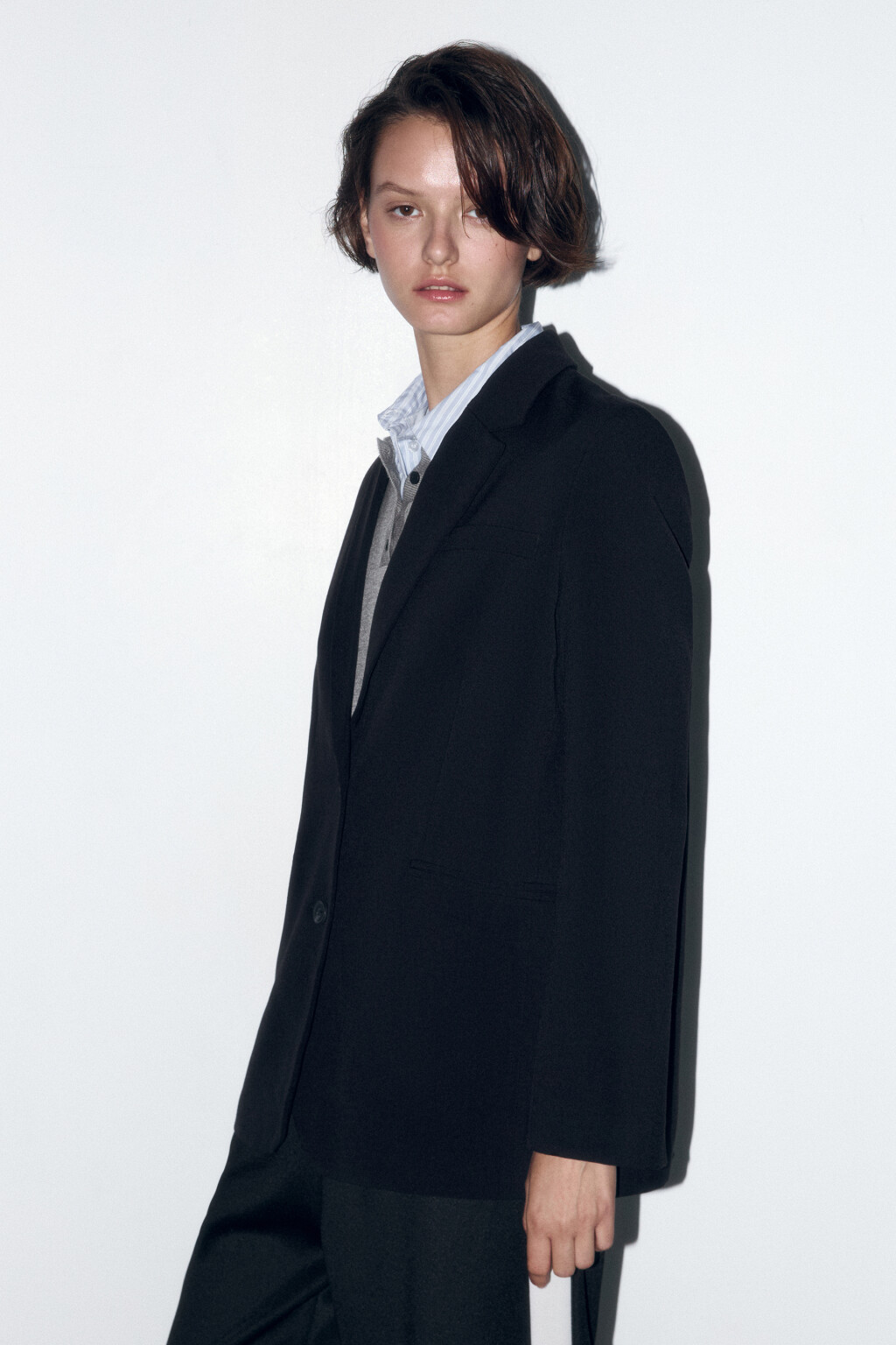 Пиджак прямой однобортный из костюмной ткани - цвет черный - 3