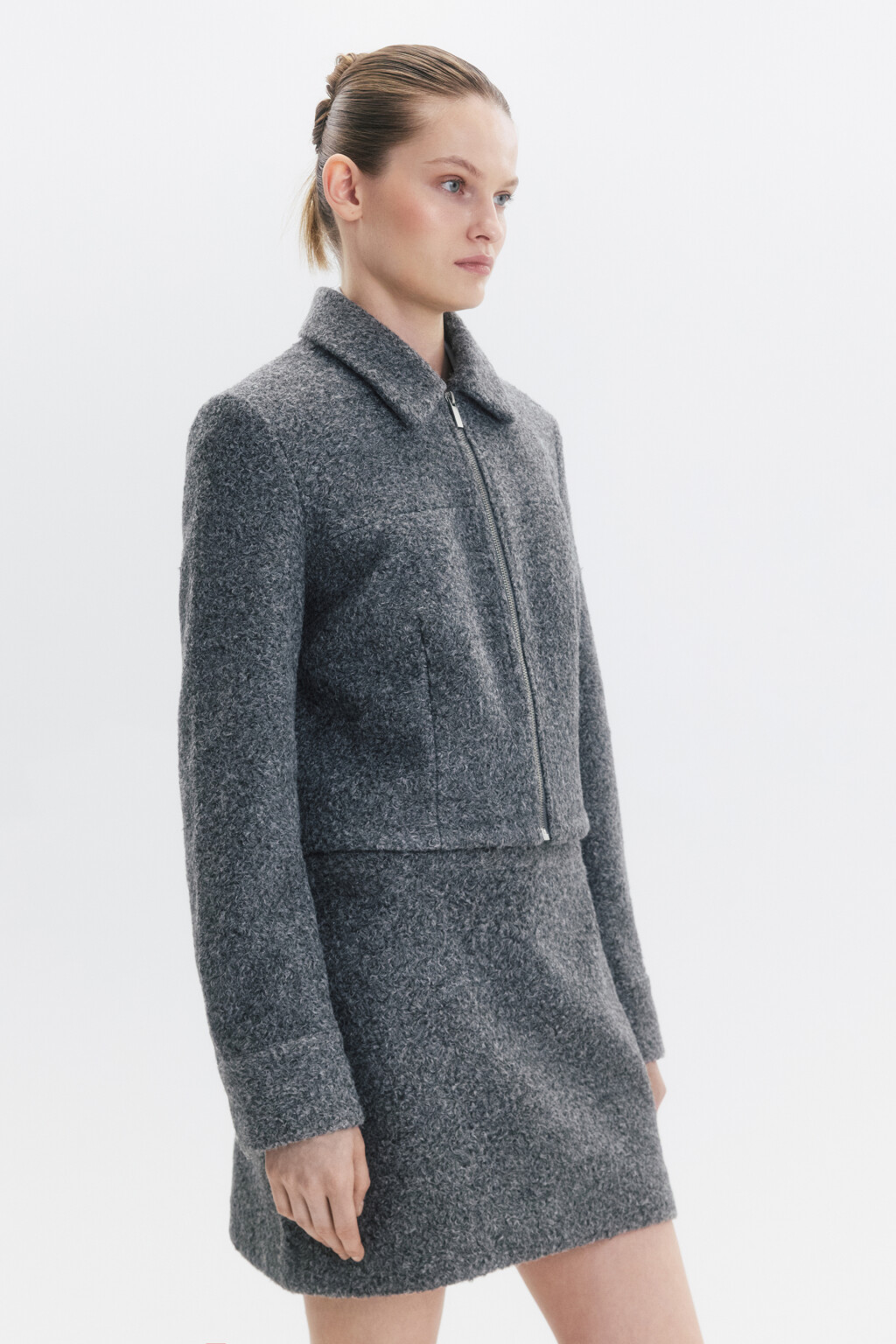 Жакет укороченный из ткани букле - цвет серый - 6
