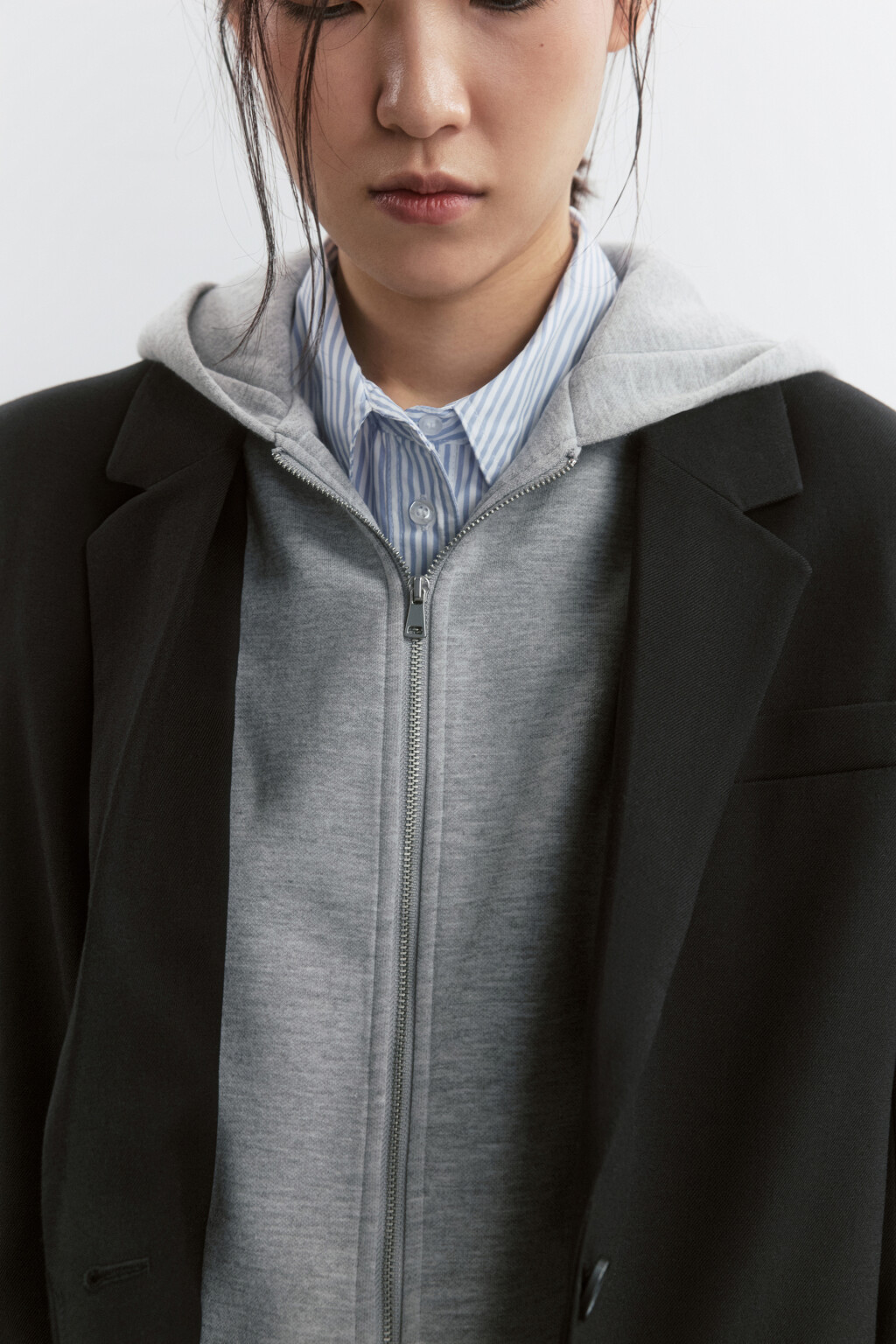 Пиджак однобортный с имитацией худи с капюшоном - цвет черный - 7