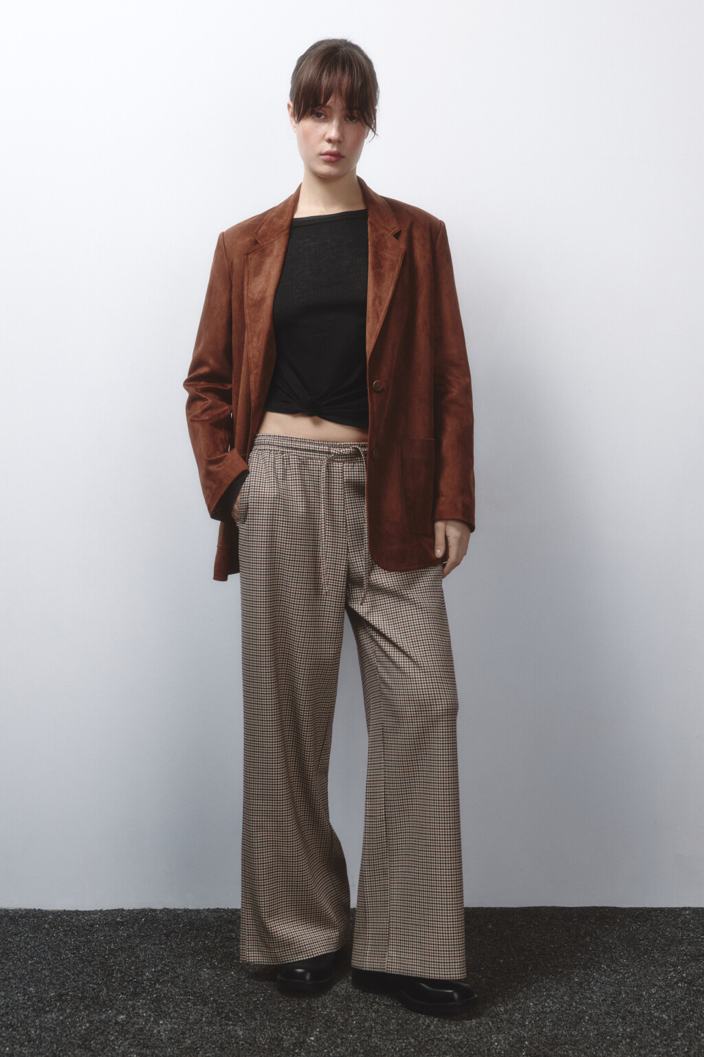 Брюки широкие клетчатые с поясом на завязках - цвет бежевый - 5