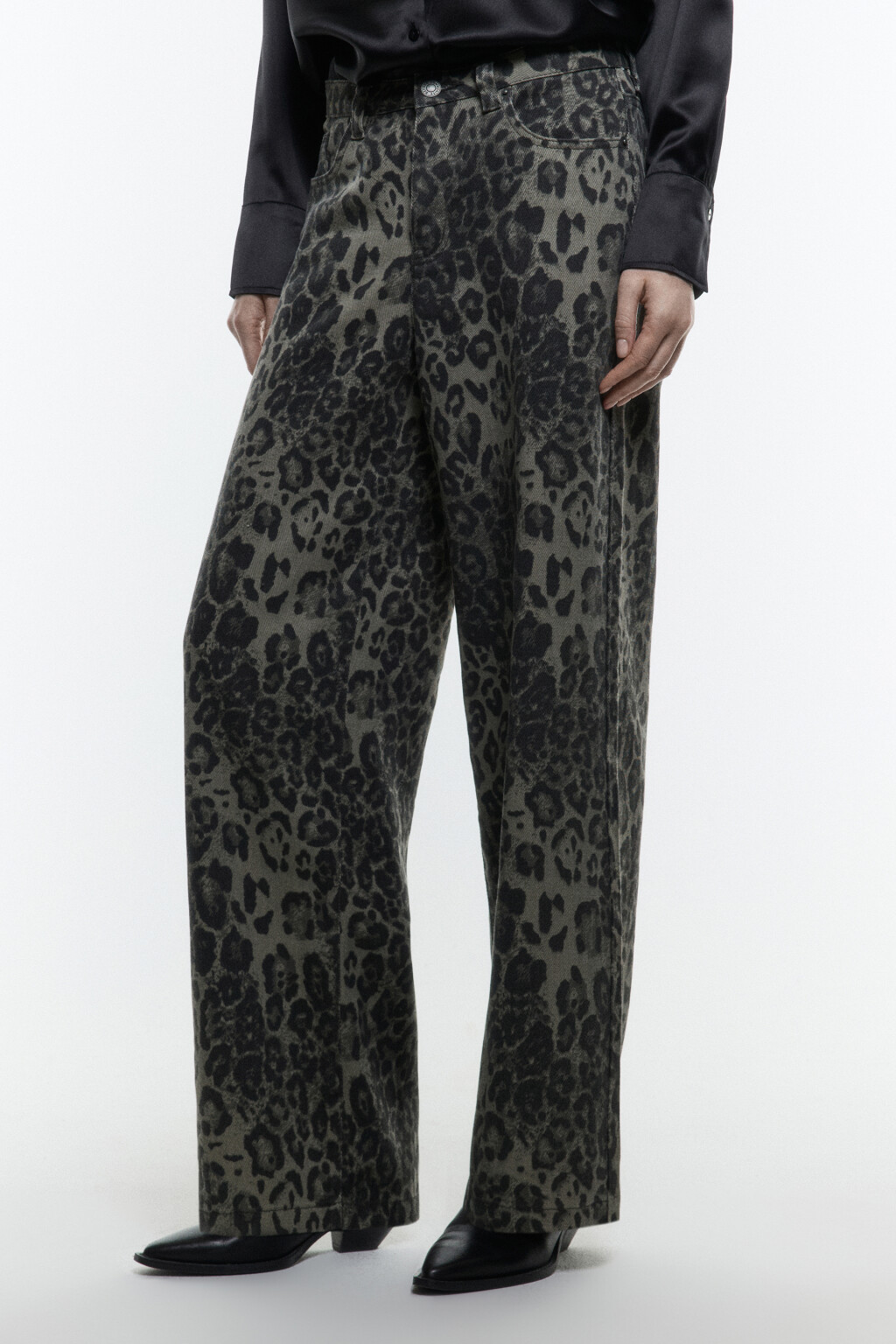 Брюки широкие с леопардовым принтом - цвет зеленый - 4