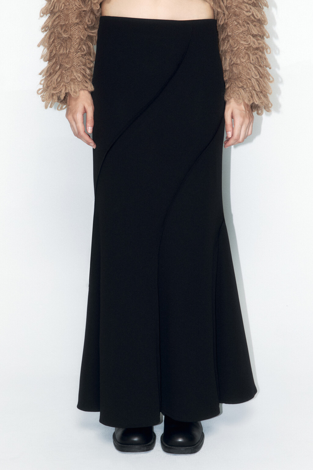 Юбка-годе макси трикотажная с воланом - цвет черный - 3