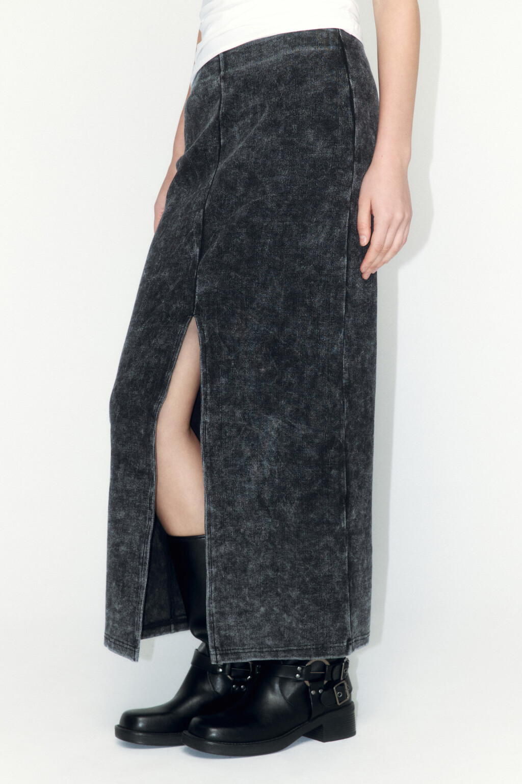 Юбка миди трикотажная с вареным эффектом - цвет серый - 3