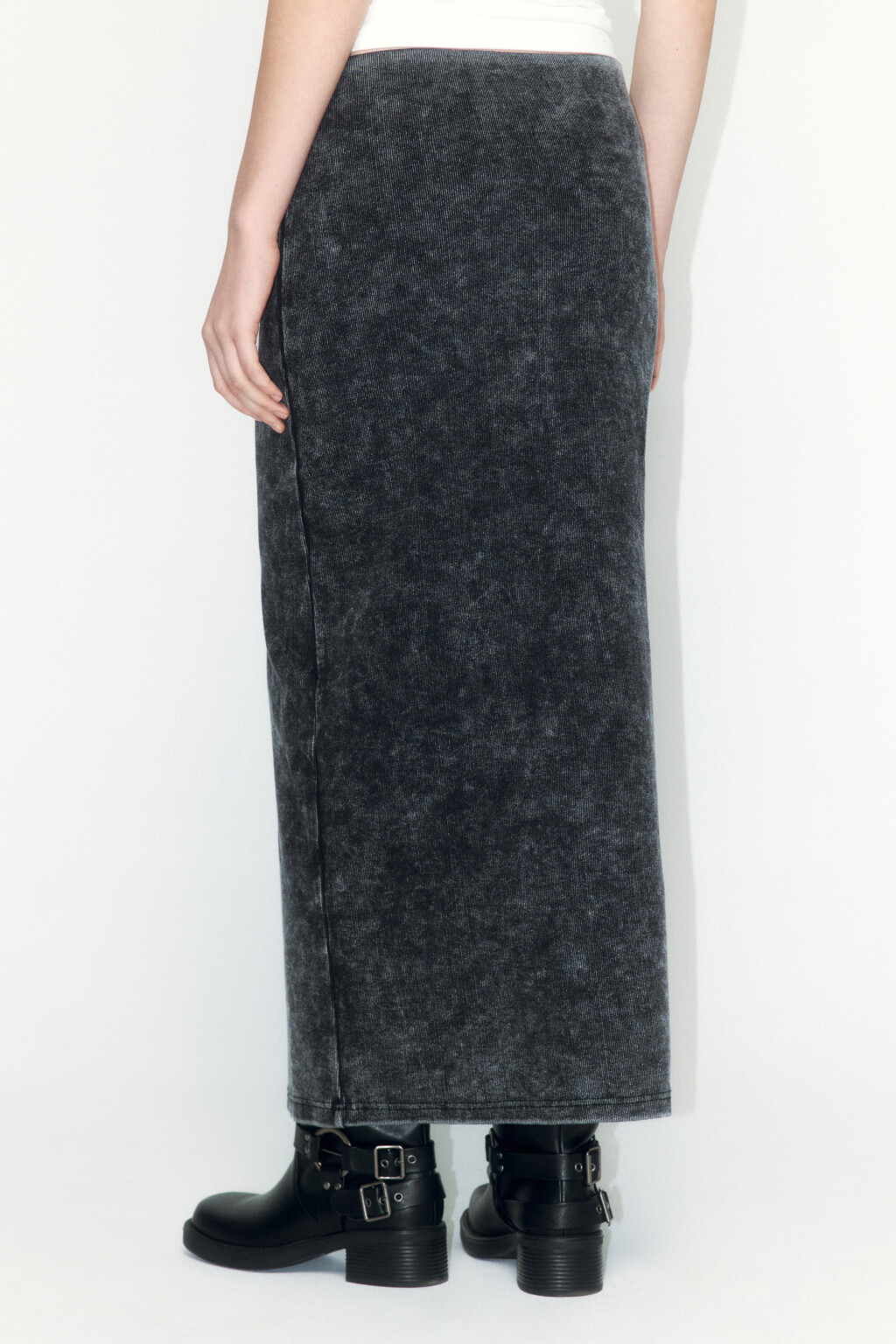 Юбка миди трикотажная с вареным эффектом - цвет серый - 4