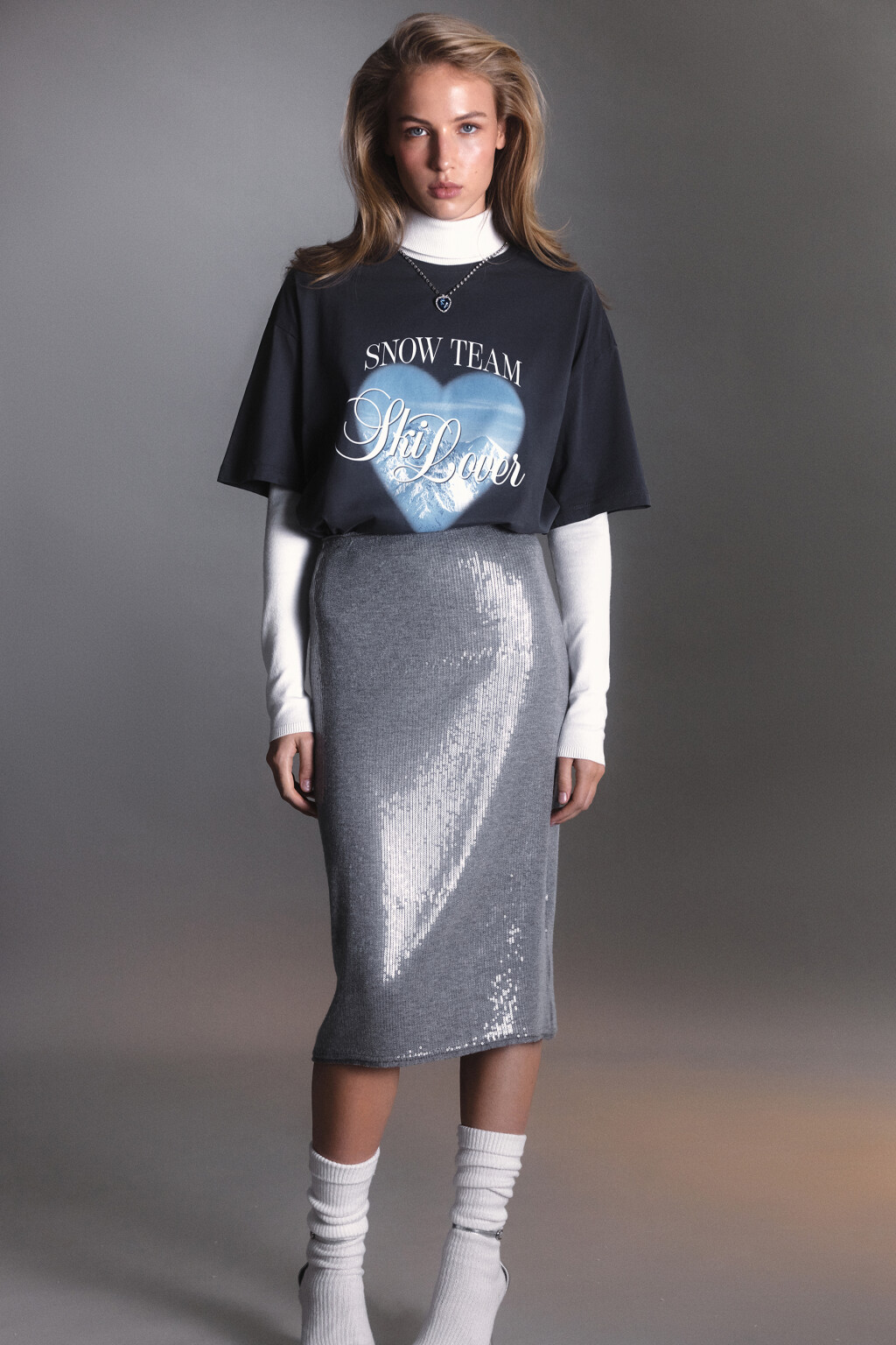 Юбка миди прямая трикотажная с пайетками - цвет серый - 9